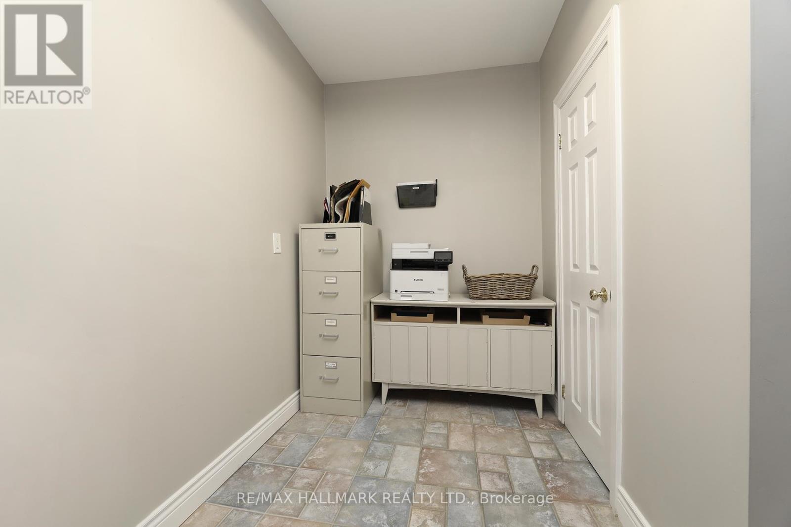 78 Main Street S, Newmarket, Ontario  L3Y 3Y6 - Photo 28 - N12683004