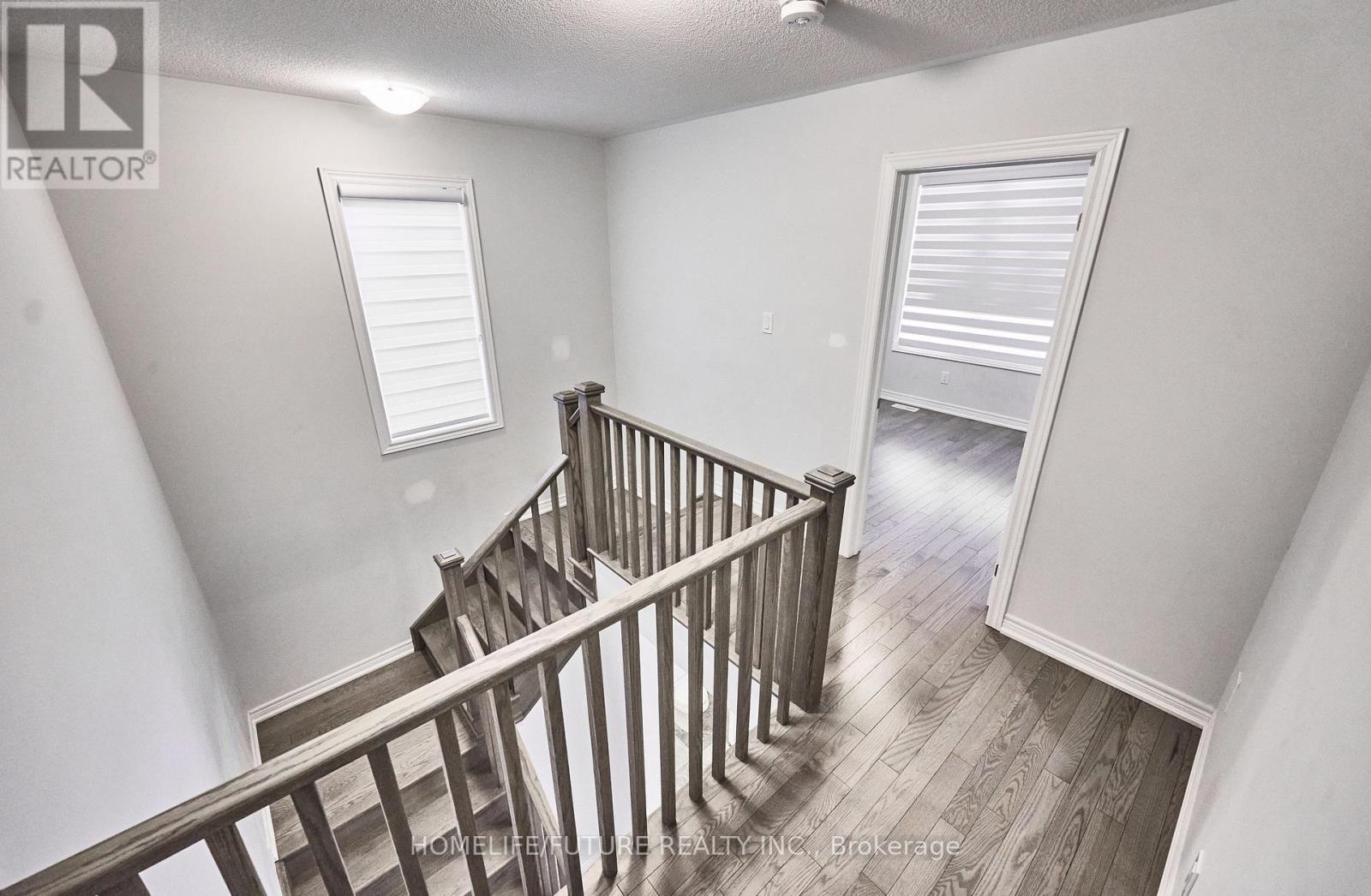 23 Faimira Avenue, Georgina, Ontario  L4P 0C2 - Photo 17 - N12683042