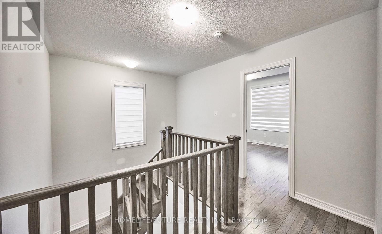 23 Faimira Avenue, Georgina, Ontario  L4P 0C2 - Photo 18 - N12683042