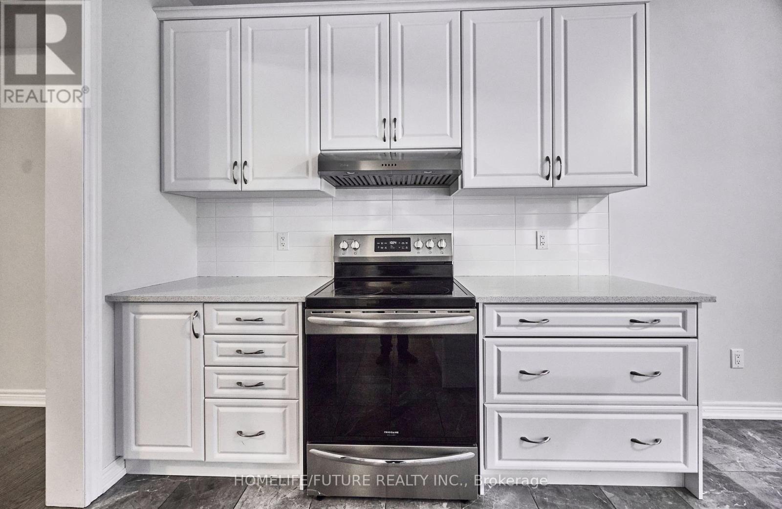 23 Faimira Avenue, Georgina, Ontario  L4P 0C2 - Photo 26 - N12683042