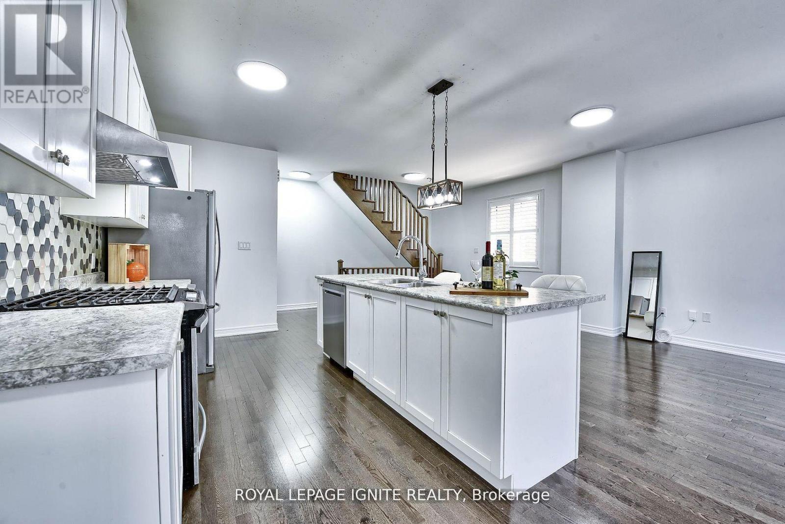 25 Haymarket Drive, Brampton, Ontario  L7A 5C3 - Photo 19 - W12682990