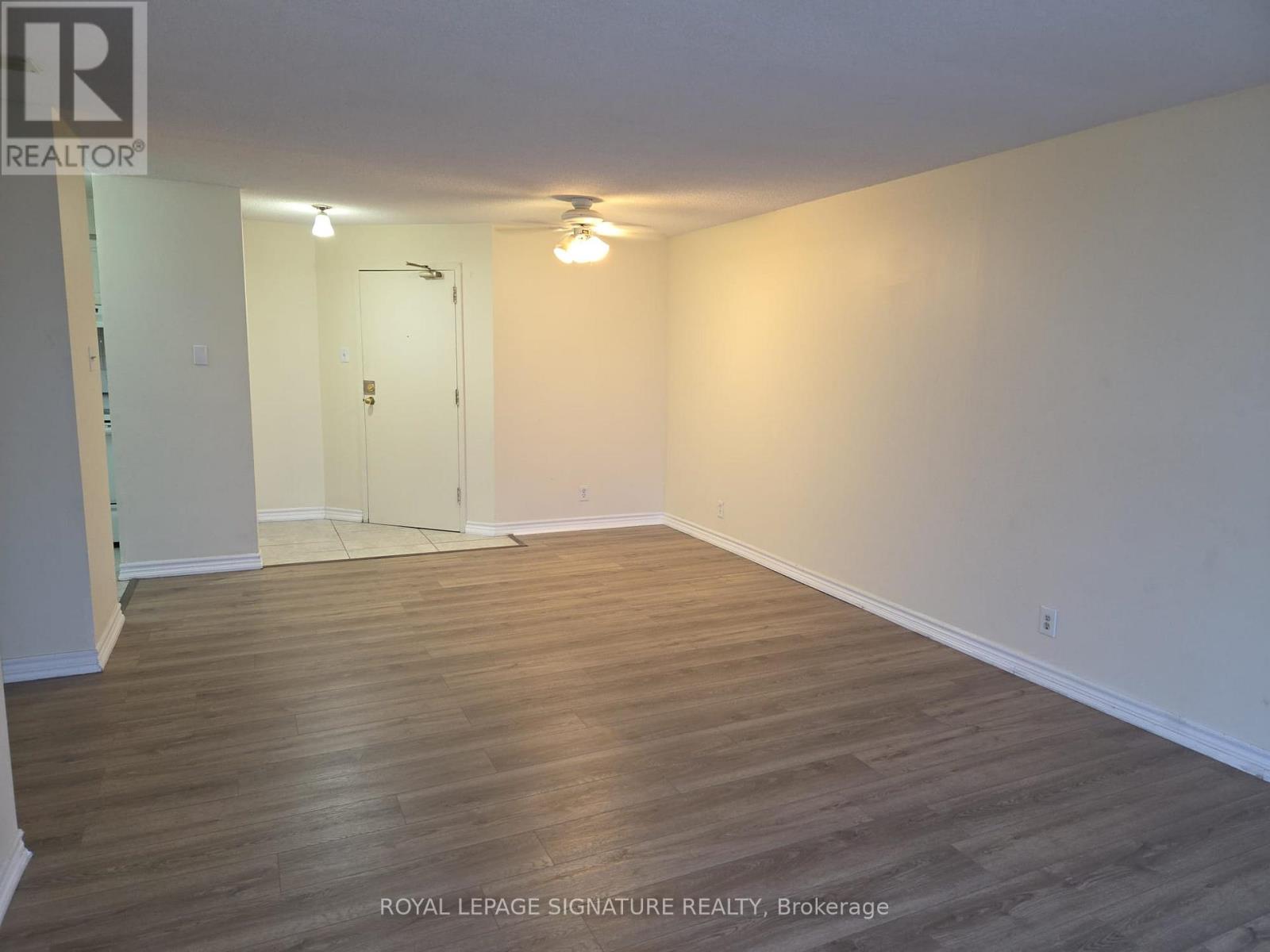 902 - 25 Trailwood Drive, Mississauga, Ontario  L4Z 3K9 - Photo 3 - W12683022