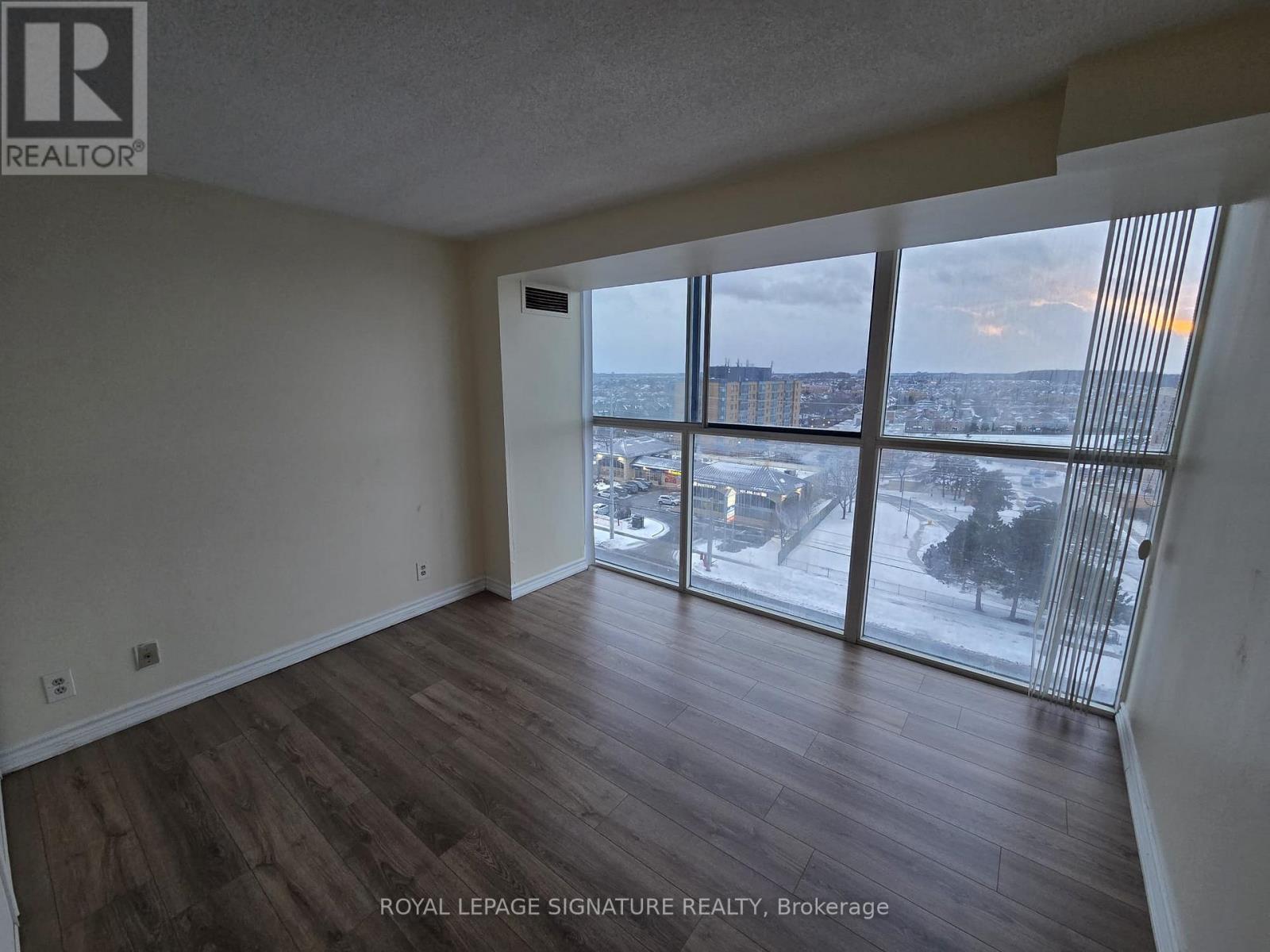 902 - 25 Trailwood Drive, Mississauga, Ontario  L4Z 3K9 - Photo 8 - W12683022