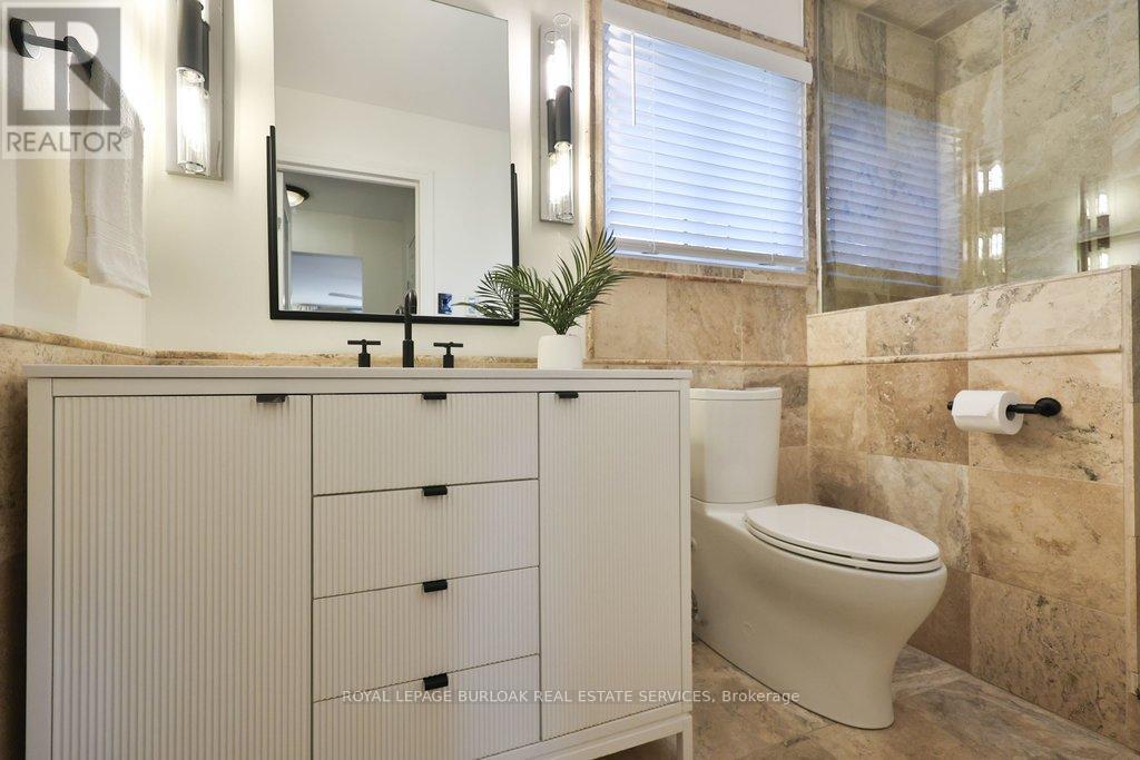 4240 Dunvegan Road, Burlington, Ontario  L7L 1P8 - Photo 24 - W12683048