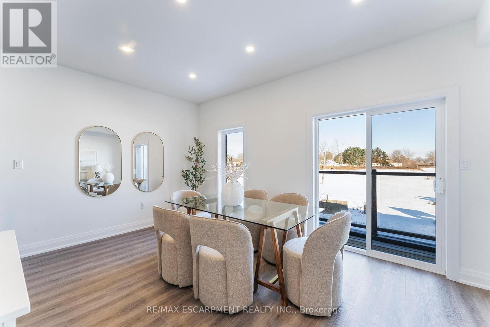 14 Clear Valley Lane, Hamilton, Ontario  L0R 1W0 - Photo 13 - X12683044