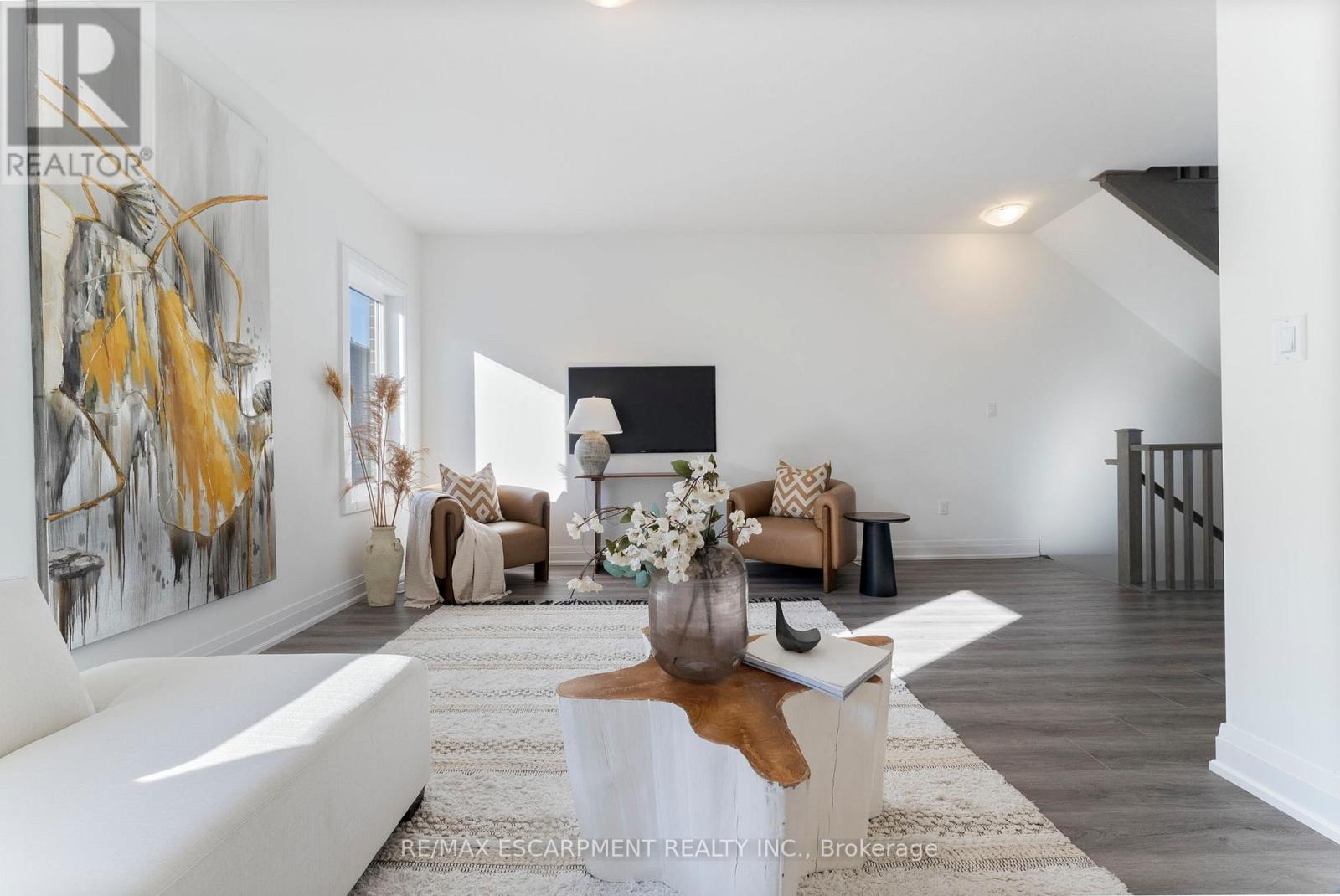 14 Clear Valley Lane, Hamilton, Ontario  L0R 1W0 - Photo 15 - X12683044