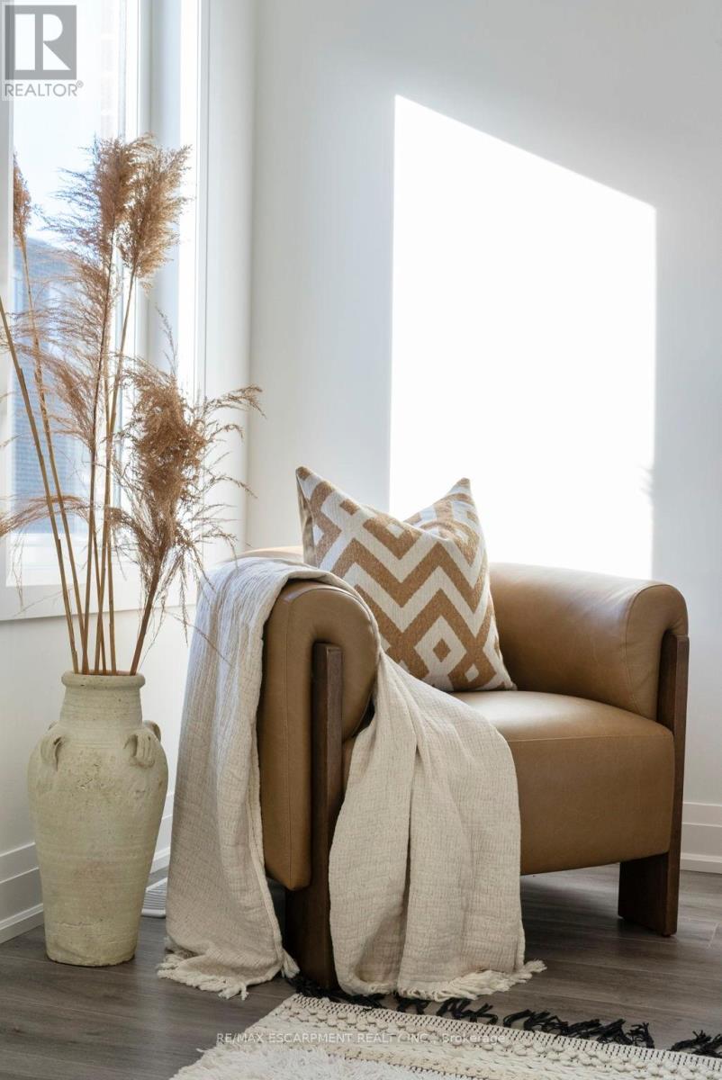 14 Clear Valley Lane, Hamilton, Ontario  L0R 1W0 - Photo 17 - X12683044