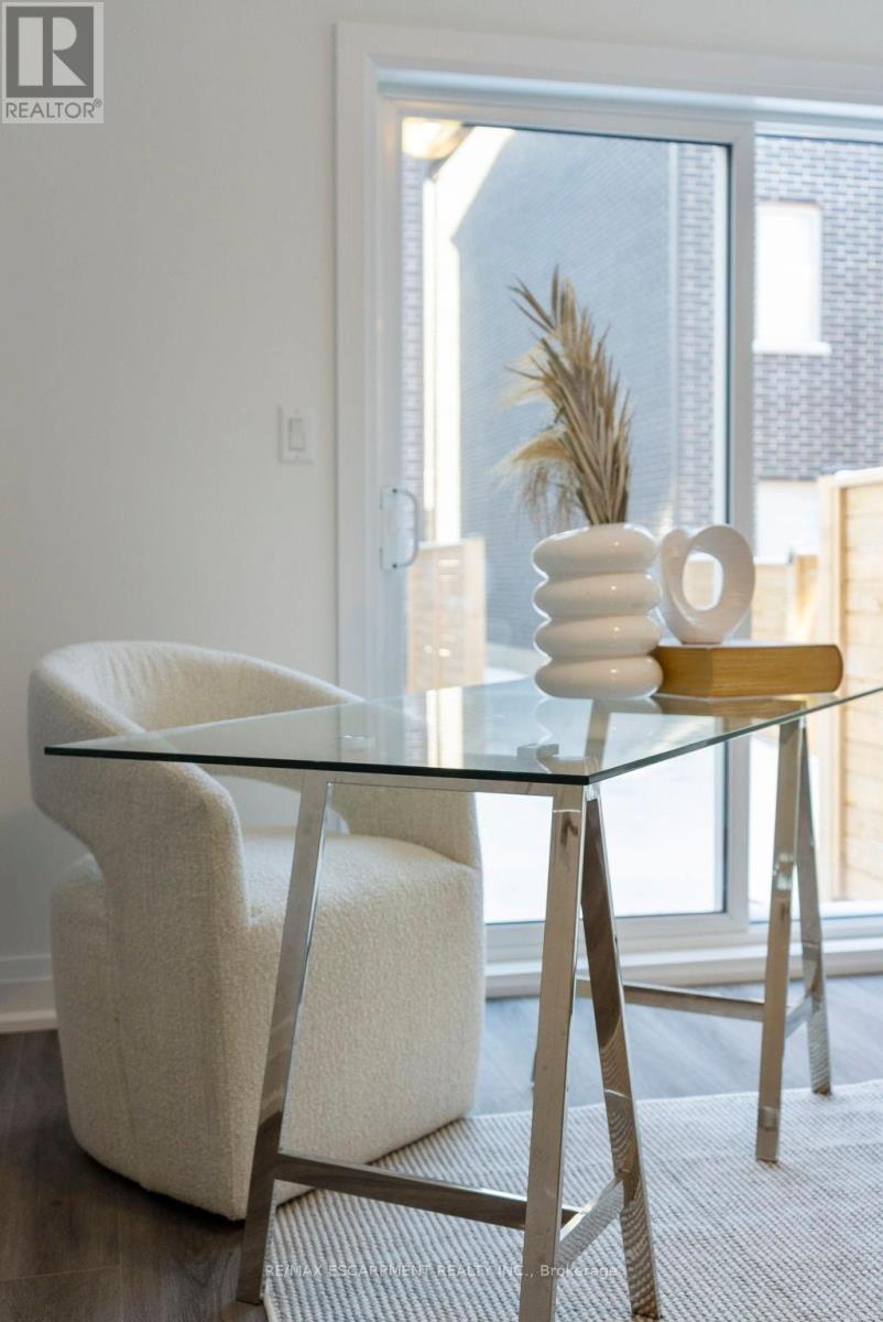 14 Clear Valley Lane, Hamilton, Ontario  L0R 1W0 - Photo 22 - X12683044