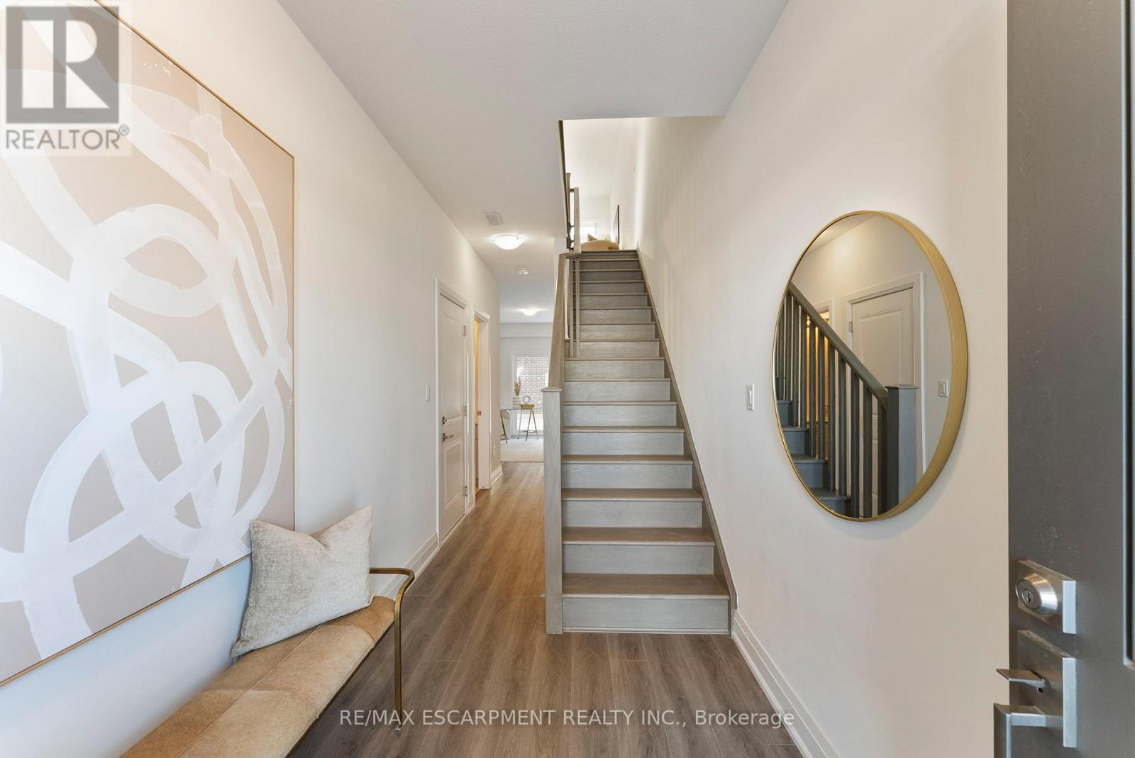 14 Clear Valley Lane, Hamilton, Ontario  L0R 1W0 - Photo 24 - X12683044