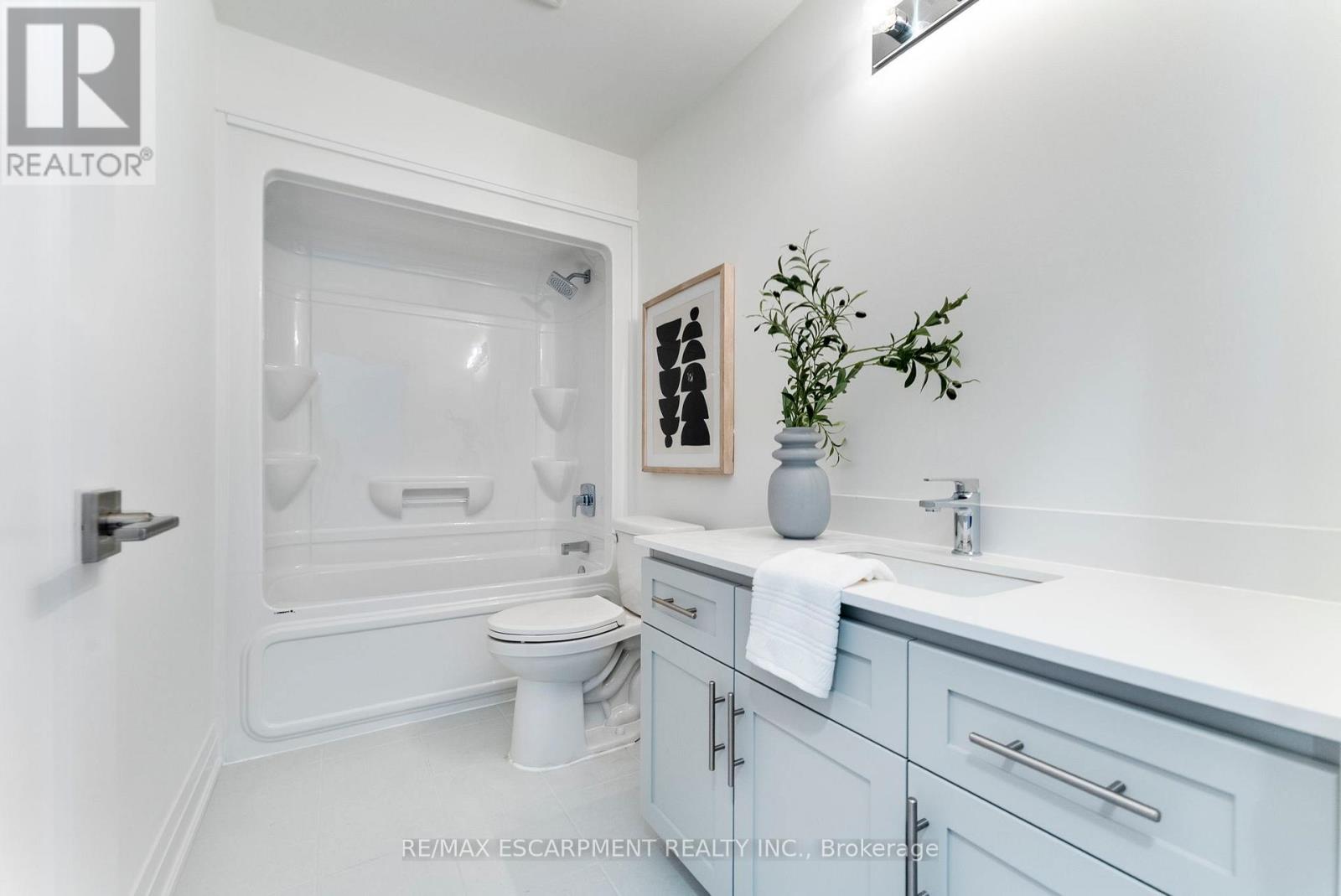 14 Clear Valley Lane, Hamilton, Ontario  L0R 1W0 - Photo 25 - X12683044