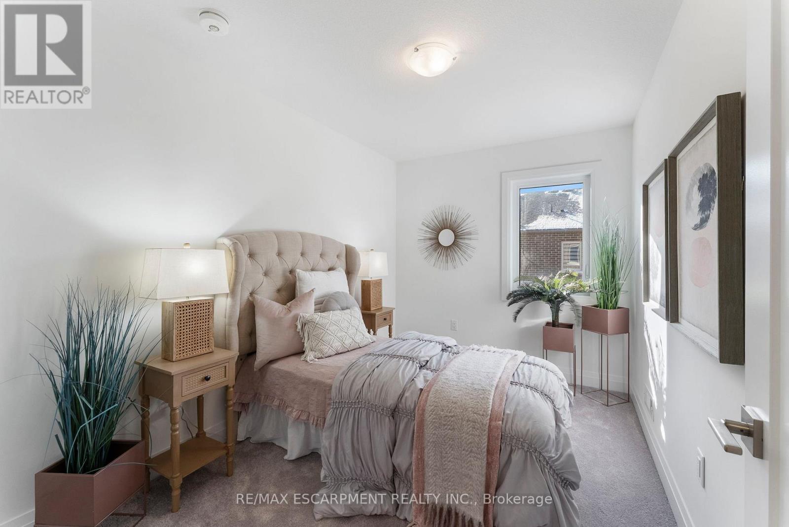 14 Clear Valley Lane, Hamilton, Ontario  L0R 1W0 - Photo 38 - X12683044