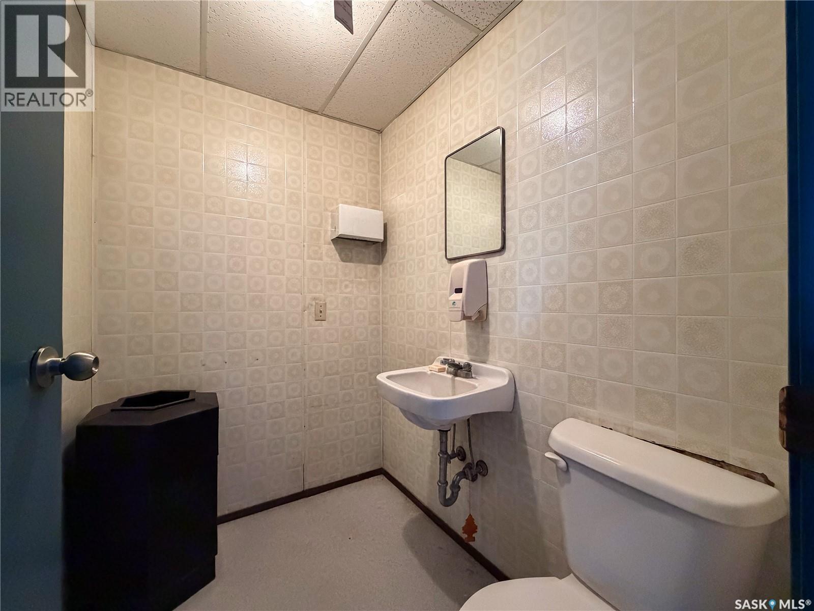 870 3rd Avenue W, Shaunavon, Saskatchewan  S0N 2M0 - Photo 16 - SK026499