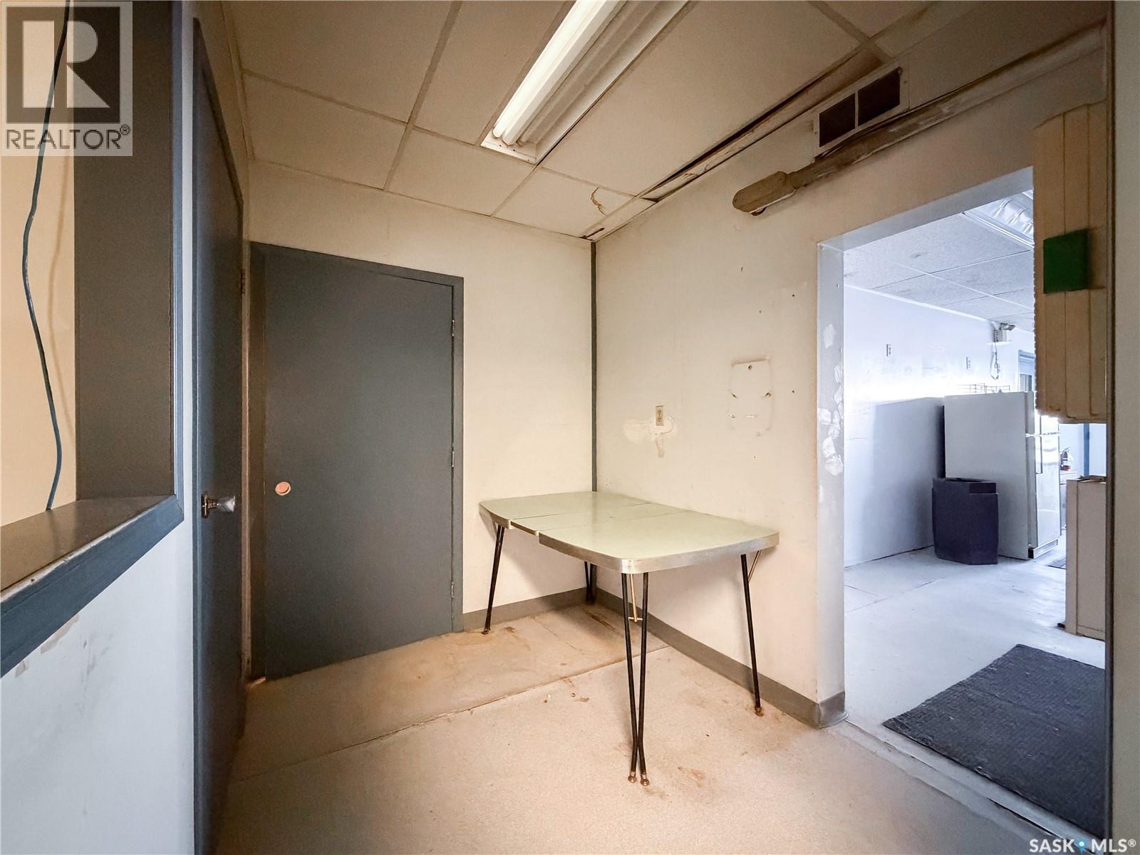 870 3rd Avenue W, Shaunavon, Saskatchewan  S0N 2M0 - Photo 19 - SK026499