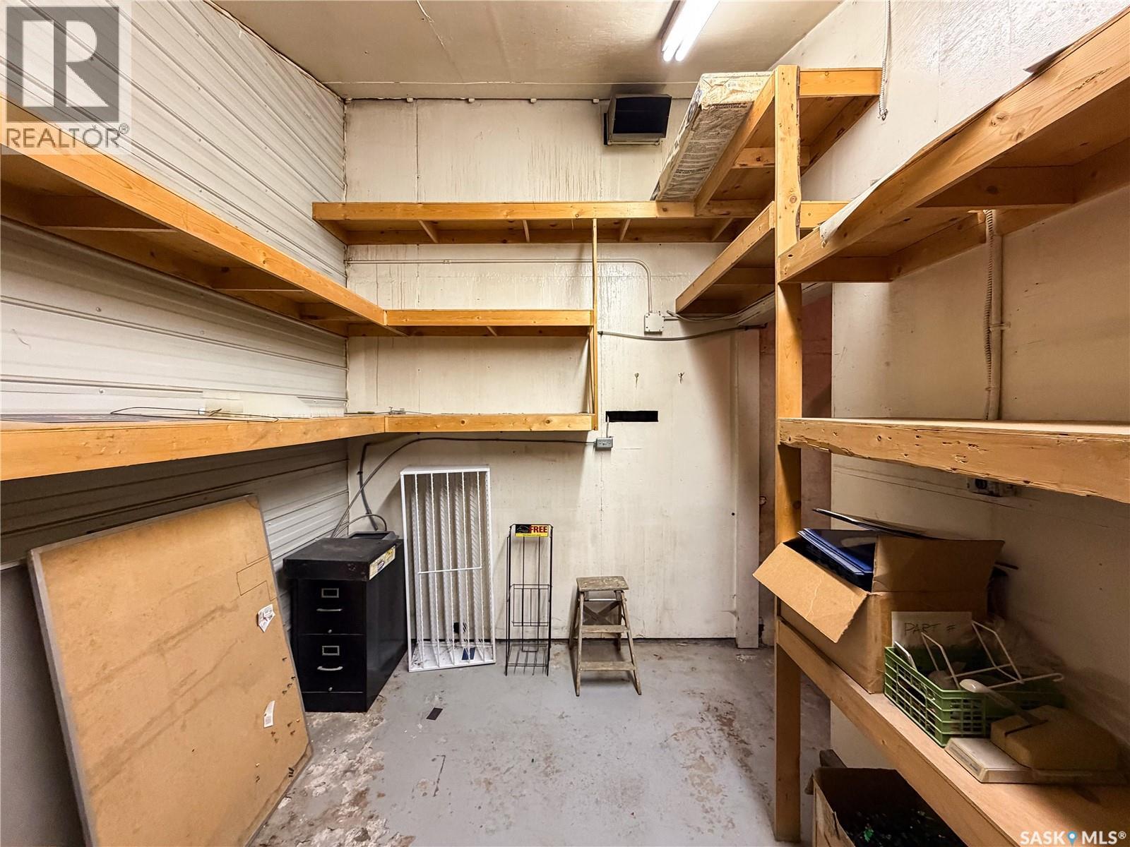 870 3rd Avenue W, Shaunavon, Saskatchewan  S0N 2M0 - Photo 22 - SK026499