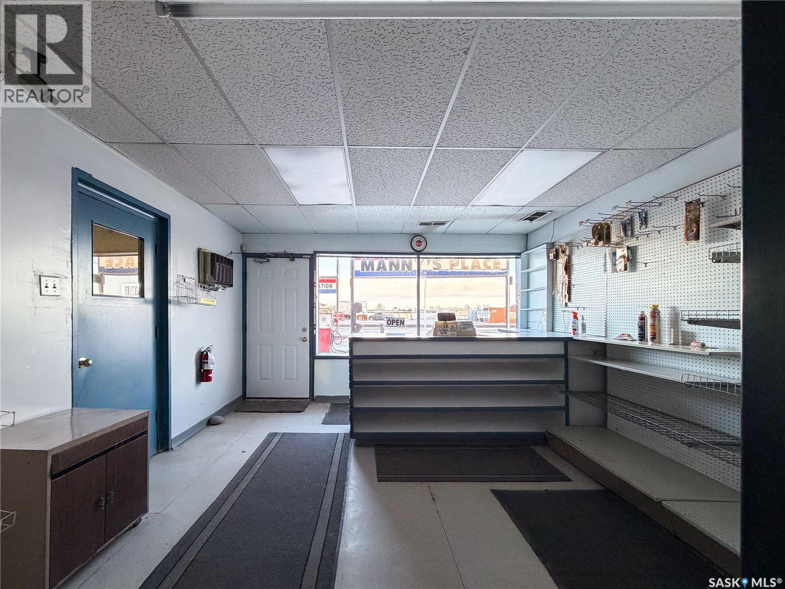 870 3rd Avenue W, Shaunavon, Saskatchewan  S0N 2M0 - Photo 7 - SK026499