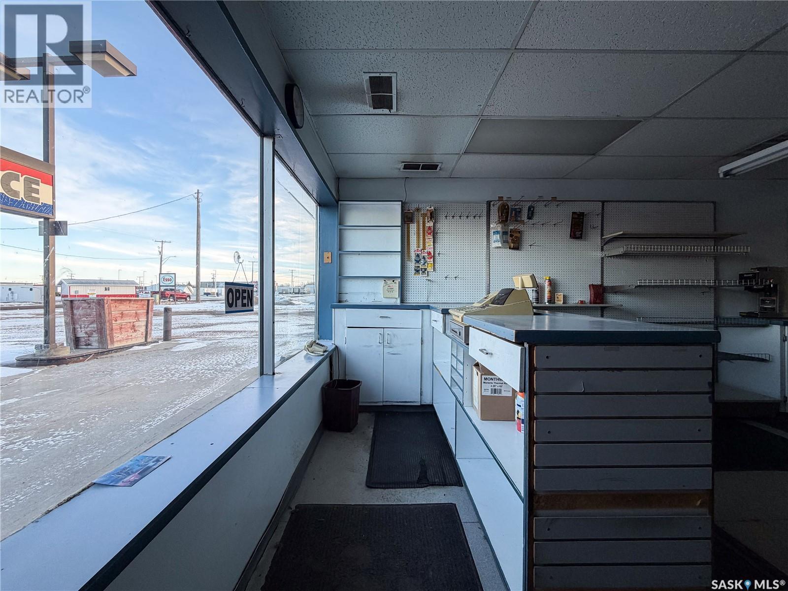 870 3rd Avenue W, Shaunavon, Saskatchewan  S0N 2M0 - Photo 8 - SK026499