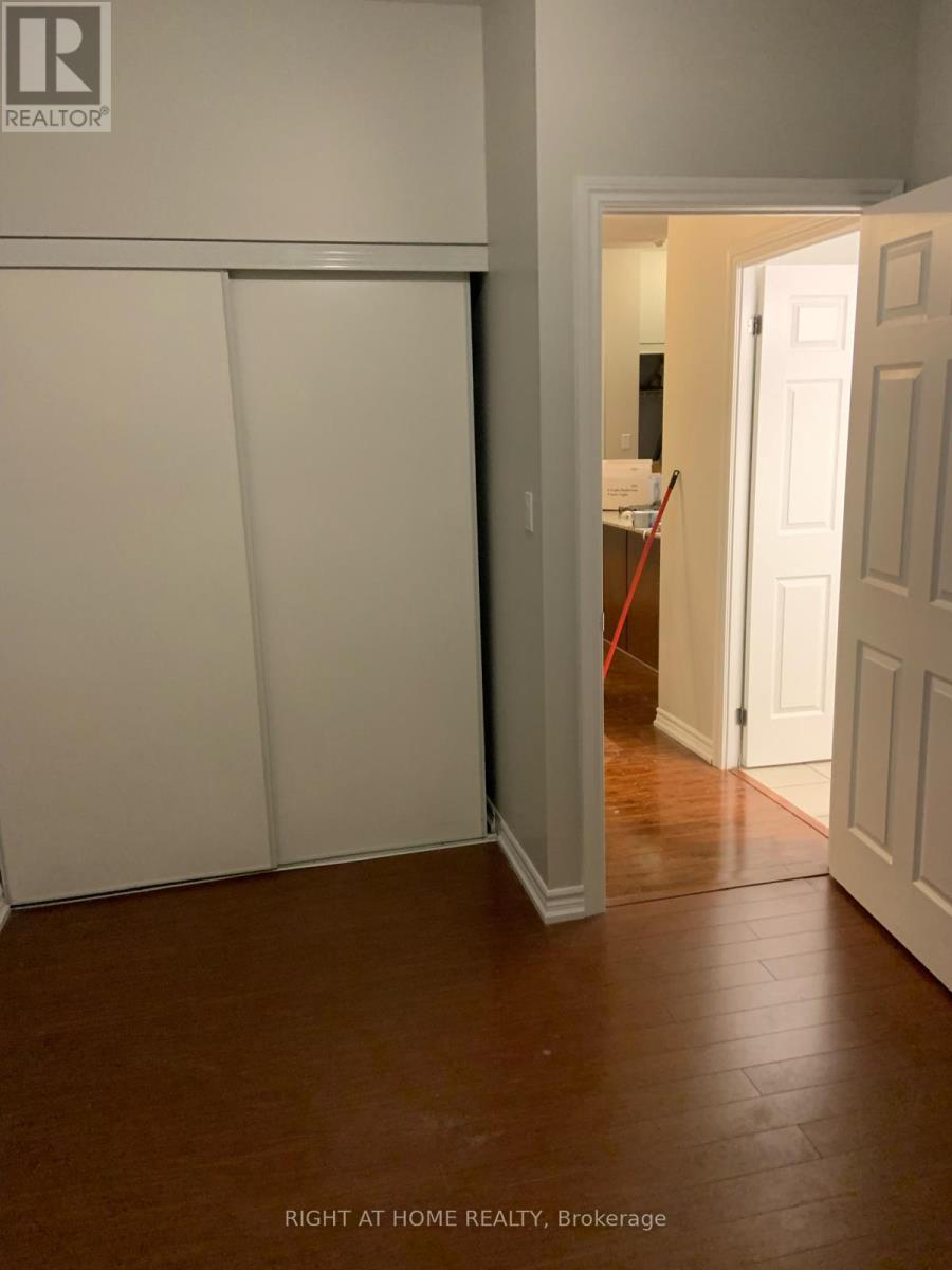 208 - 3504 Hurontario Street, Mississauga, Ontario  L5B 0B9 - Photo 20 - W12508626