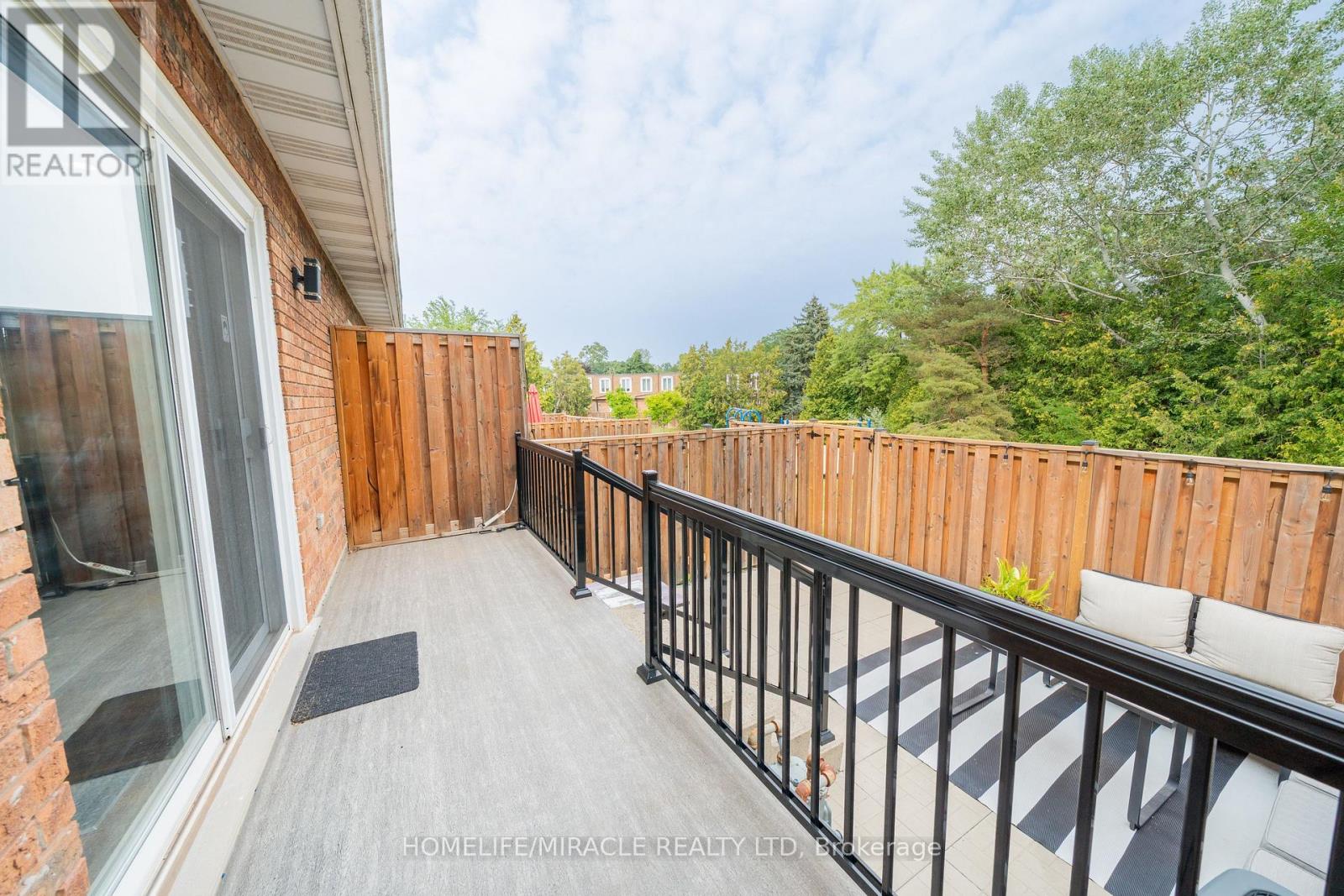 1548 Westminster Place, Burlington, Ontario  L7P 2B5 - Photo 44 - W12672460