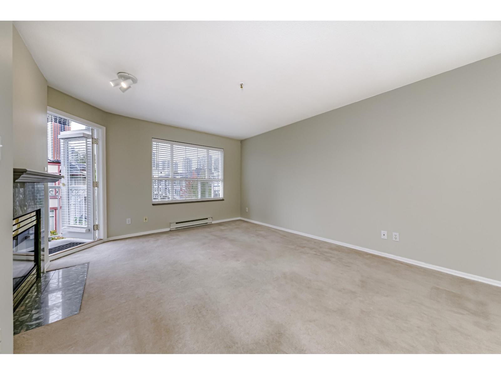 304 13955 Laurel Drive, Surrey, British Columbia  V3T 1A8 - Photo 5 - R3053574