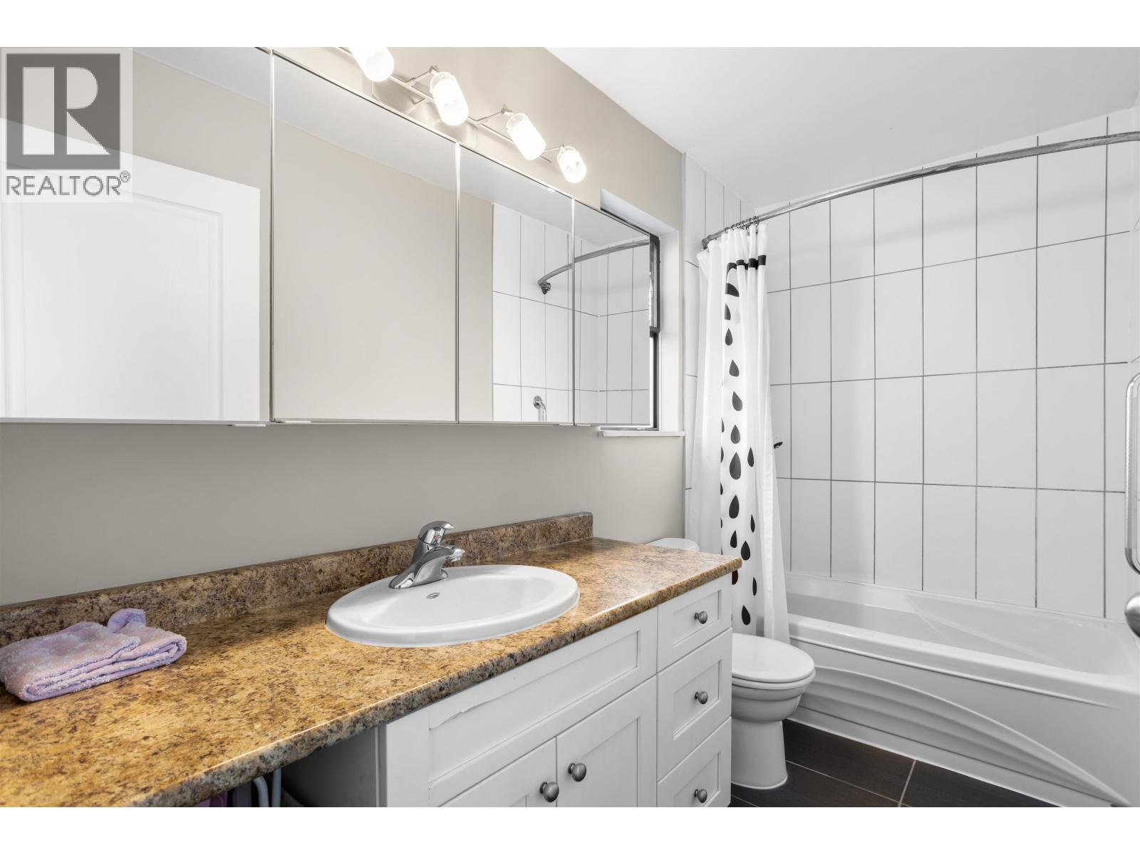 423 Cambridge Way, Port Moody, British Columbia  V3H 3V1 - Photo 24 - R3077060