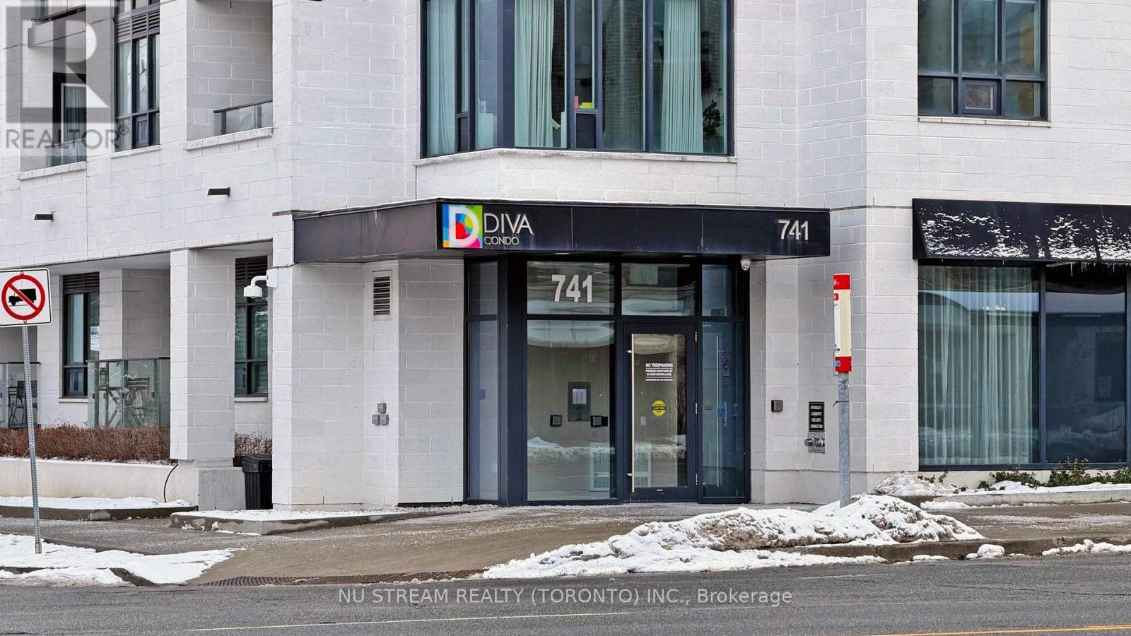 511 - 741 Sheppard Avenue W, Toronto, Ontario  M3H 2S9 - Photo 4 - C12683068