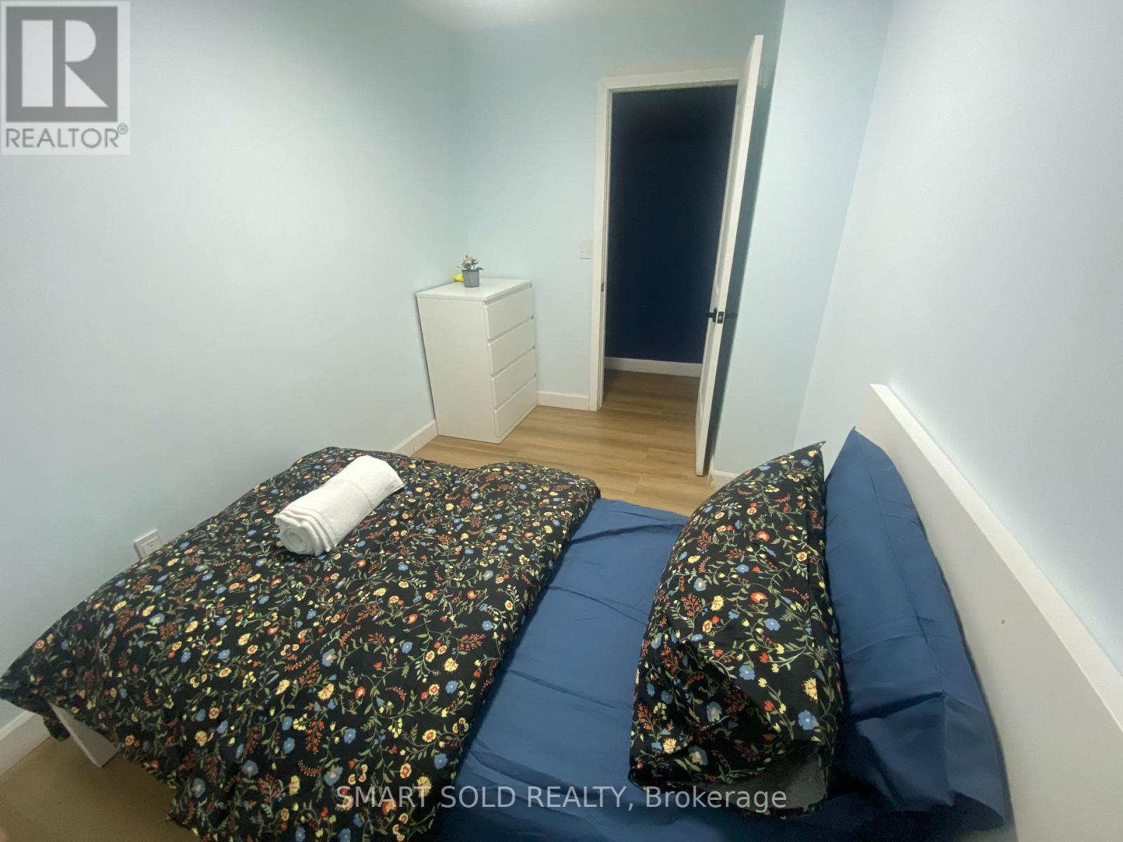 42 Arnold Avenue, Toronto, Ontario  M5A 3B2 - Photo 21 - C12683076