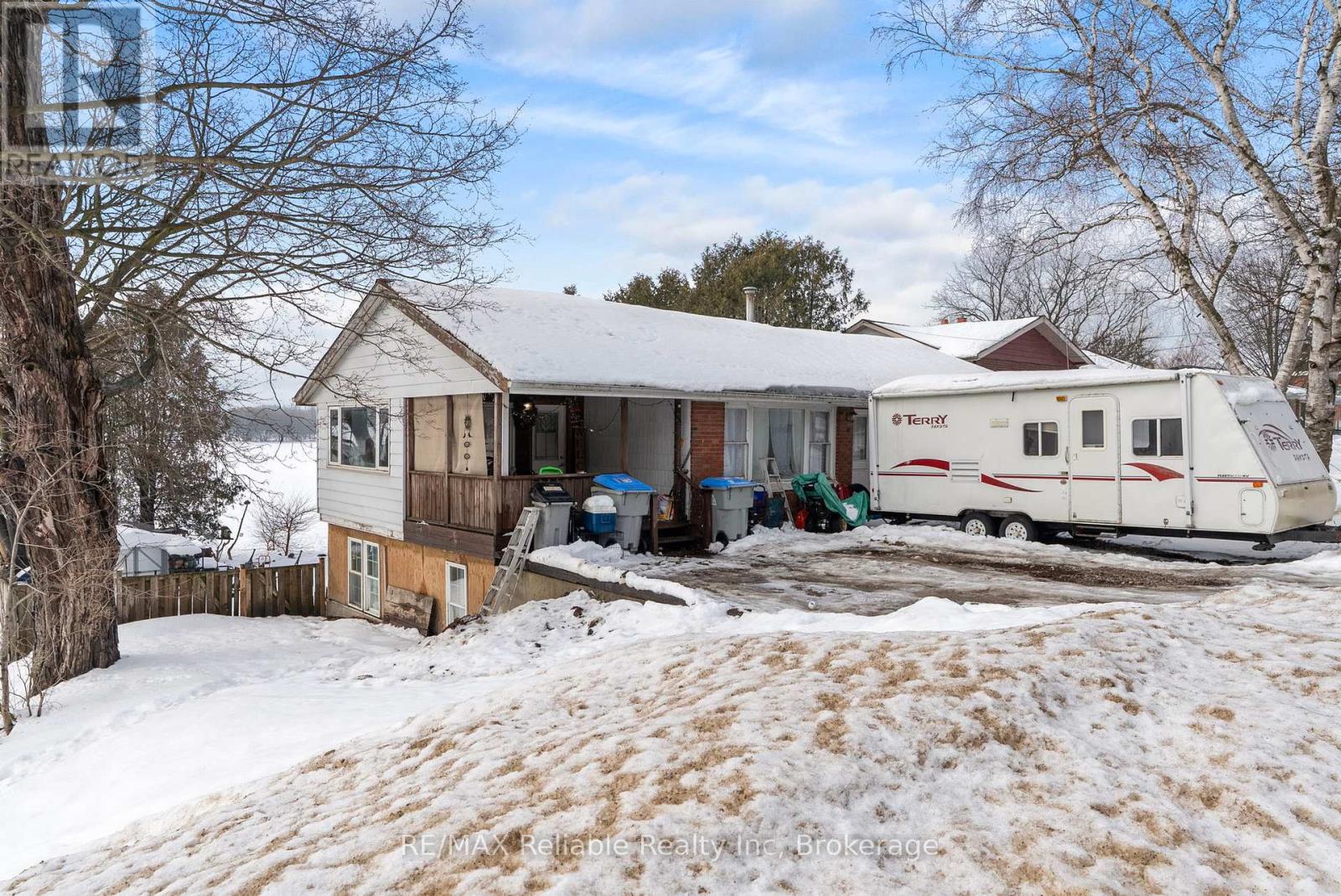 117 Goderich Street E, Huron East, Ontario  N0K 1W0 - Photo 2 - X12683120