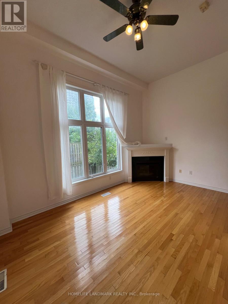 31 Rodeo Court, Toronto, Ontario  M2M 4M3 - Photo 8 - C12683122