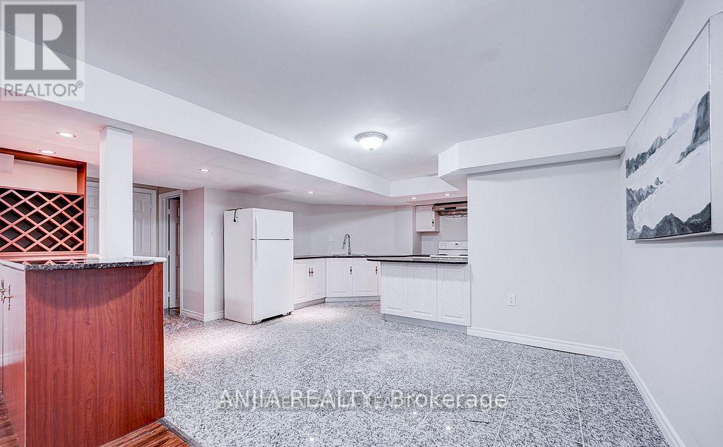 Bsmt - 3 Stonebridge Drive, Markham (Berczy), Ontario  L6C 2C3 - Photo 3 - N12683090