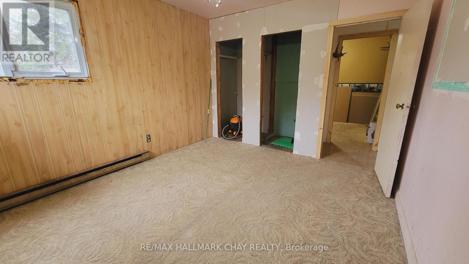 14189 12 Highway, Tay, Ontario  L0K 2C0 - Photo 12 - S12683098