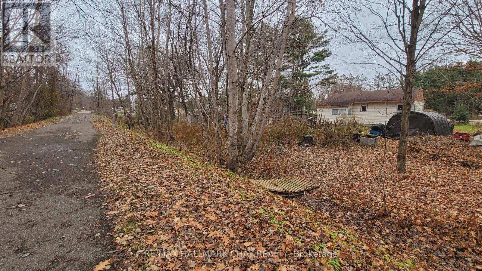 14189 12 Highway, Tay, Ontario  L0K 2C0 - Photo 4 - S12683098