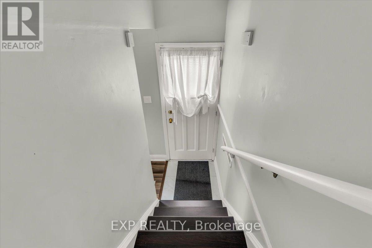135 Mill Street N, Brampton, Ontario  L6X 2P1 - Photo 20 - W12683110