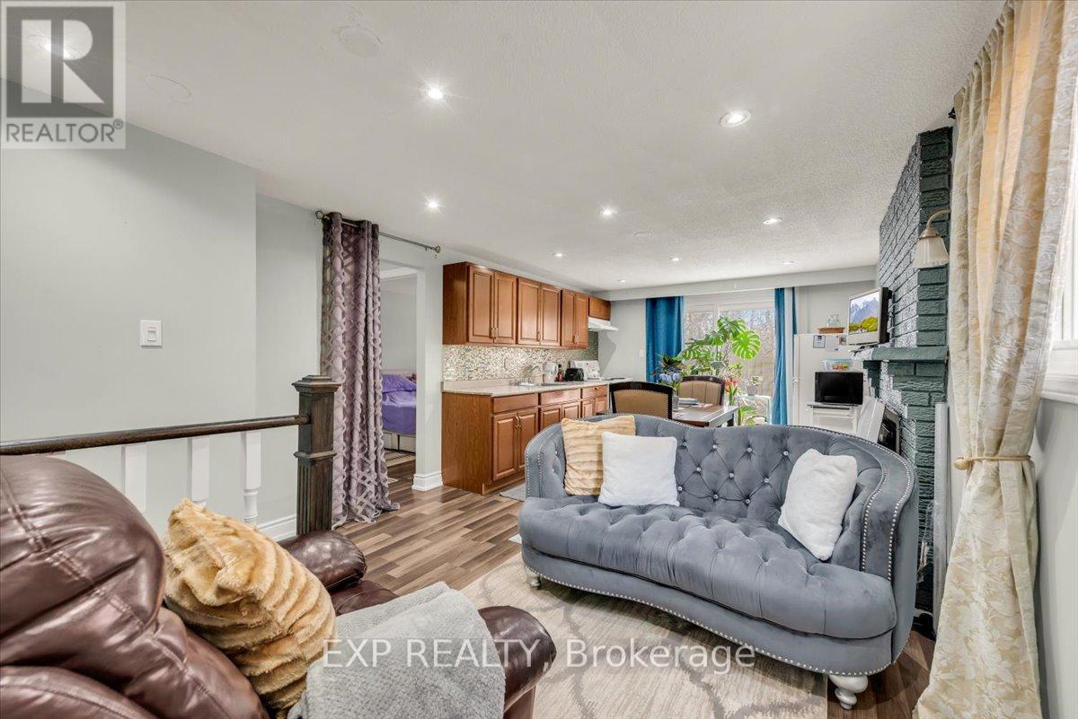 135 Mill Street N, Brampton, Ontario  L6X 2P1 - Photo 22 - W12683110