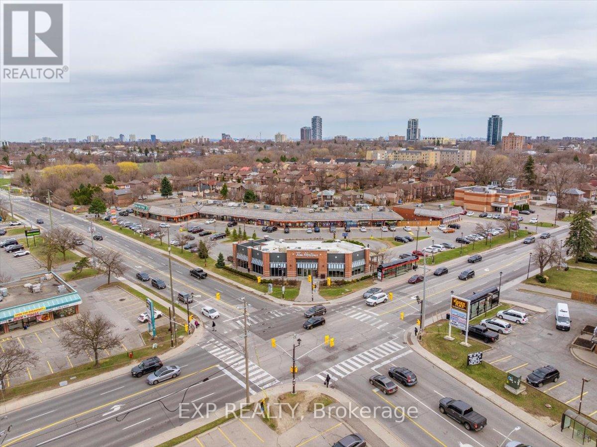 135 Mill Street N, Brampton, Ontario  L6X 2P1 - Photo 43 - W12683110