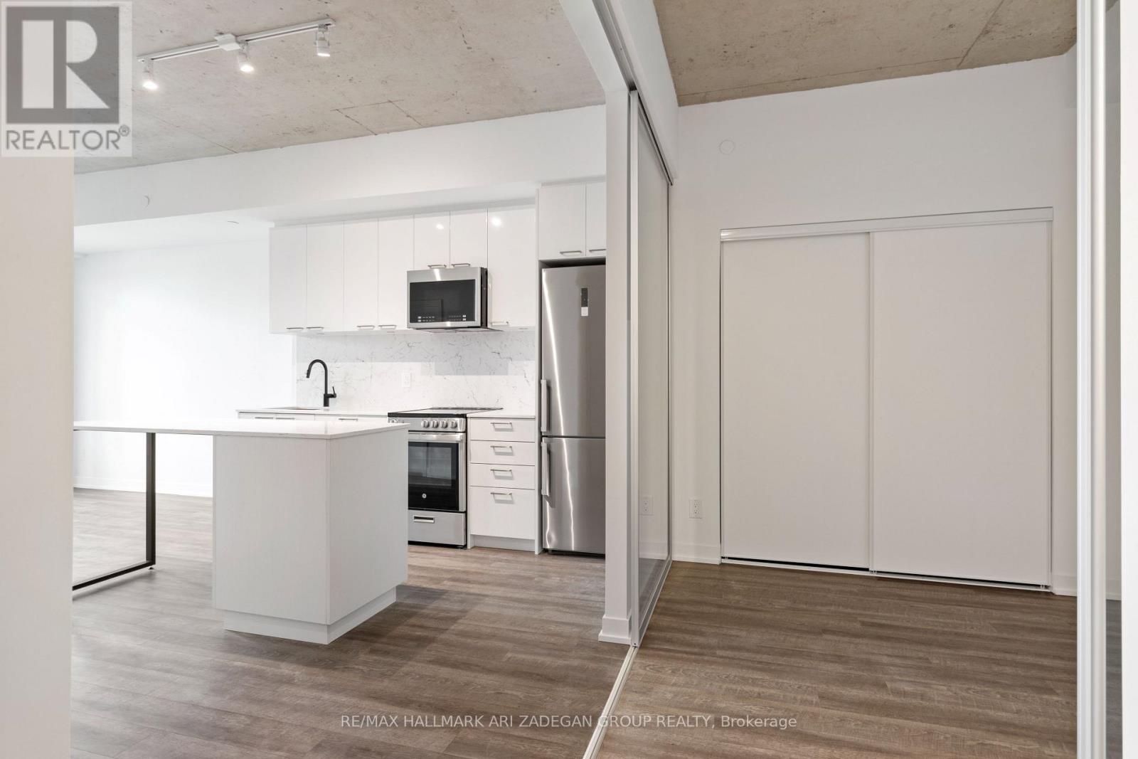 #518 - 1808 St. Clair Avenue W, Toronto, Ontario  M6N 1J5 - Photo 12 - W12683118