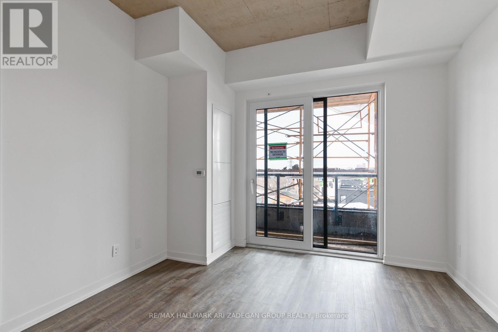 #518 - 1808 St. Clair Avenue W, Toronto, Ontario  M6N 1J5 - Photo 18 - W12683118