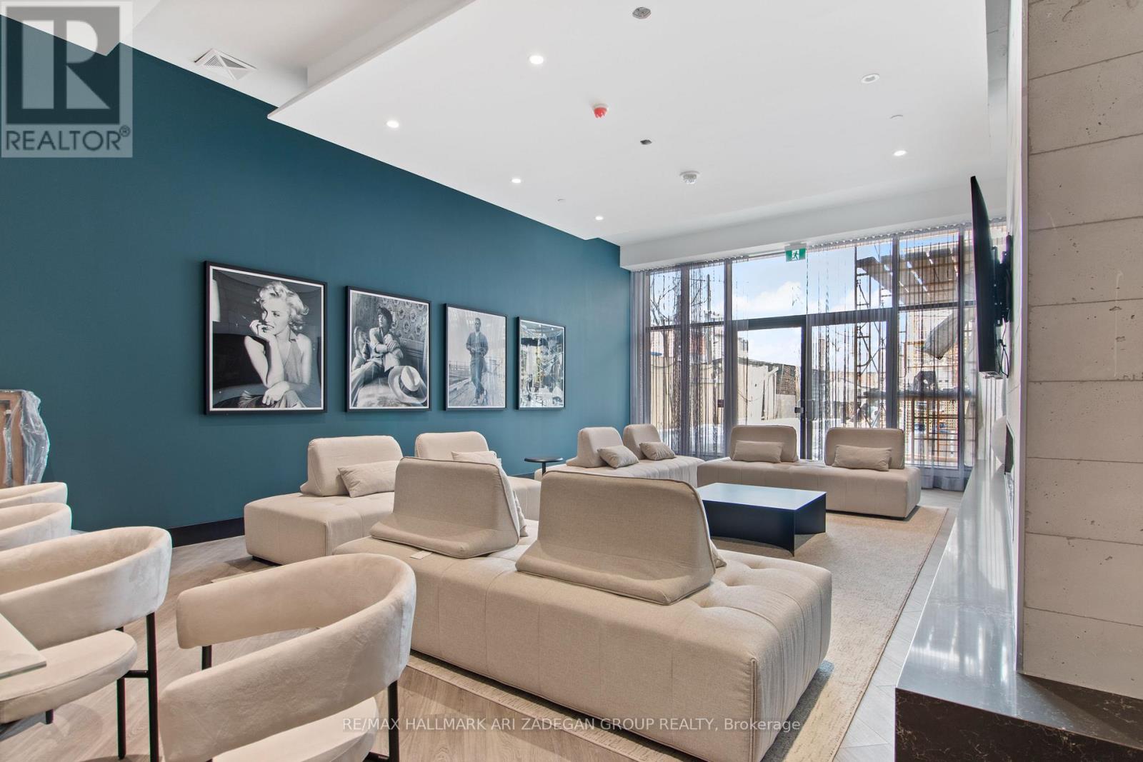 #518 - 1808 St. Clair Avenue W, Toronto, Ontario  M6N 1J5 - Photo 30 - W12683118