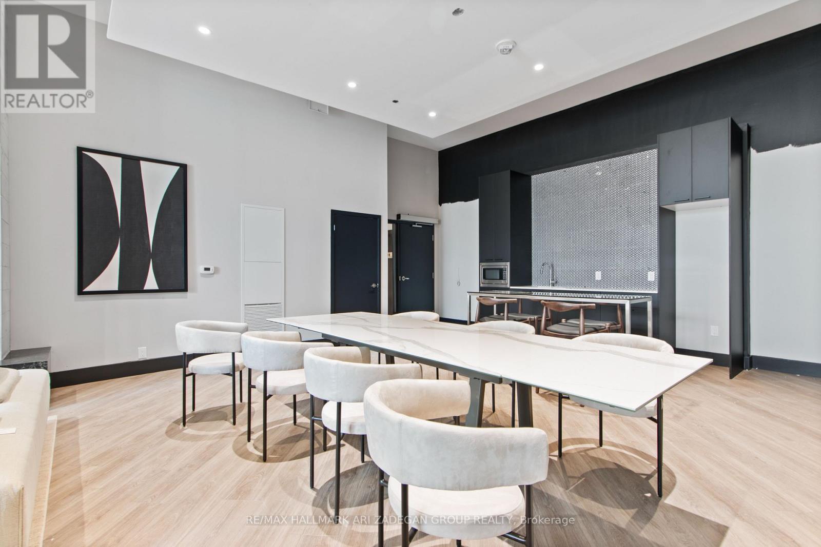 #518 - 1808 St. Clair Avenue W, Toronto, Ontario  M6N 1J5 - Photo 32 - W12683118