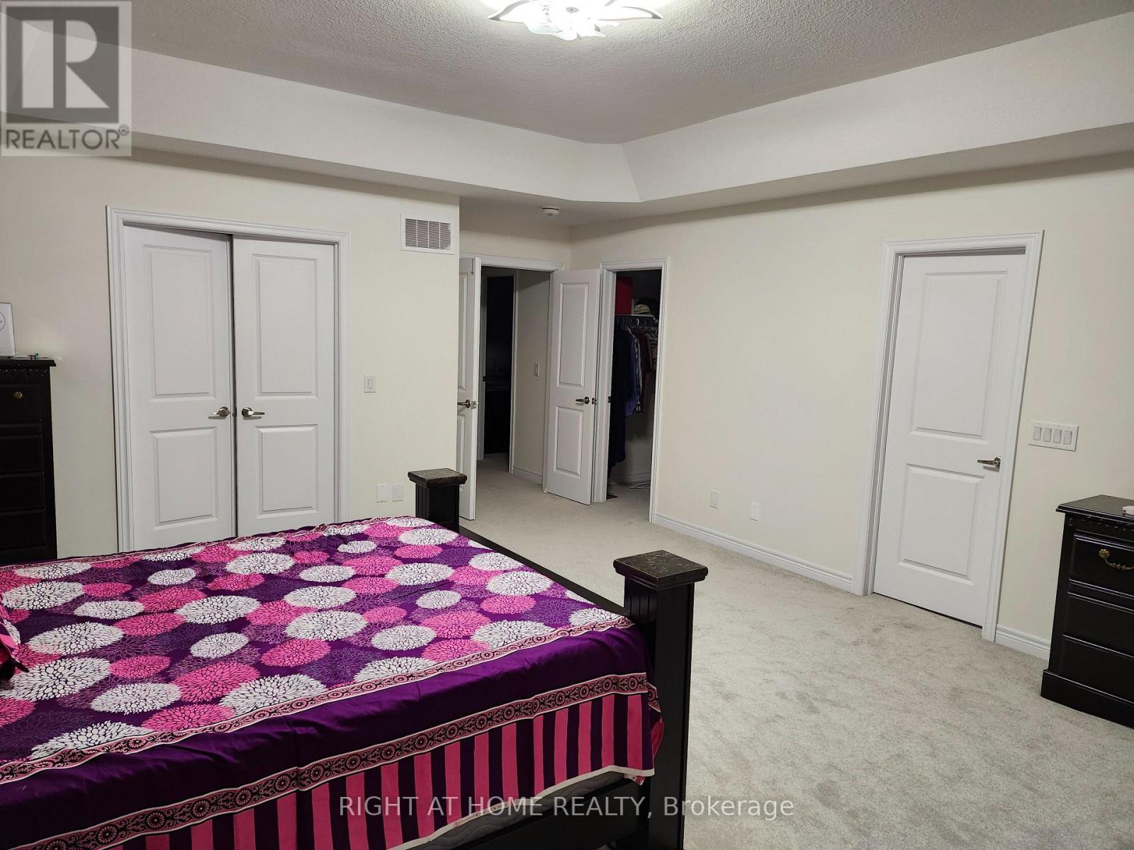 66 Georgina Street, Kitchener, Ontario  N2R 0S6 - Photo 10 - X12683124