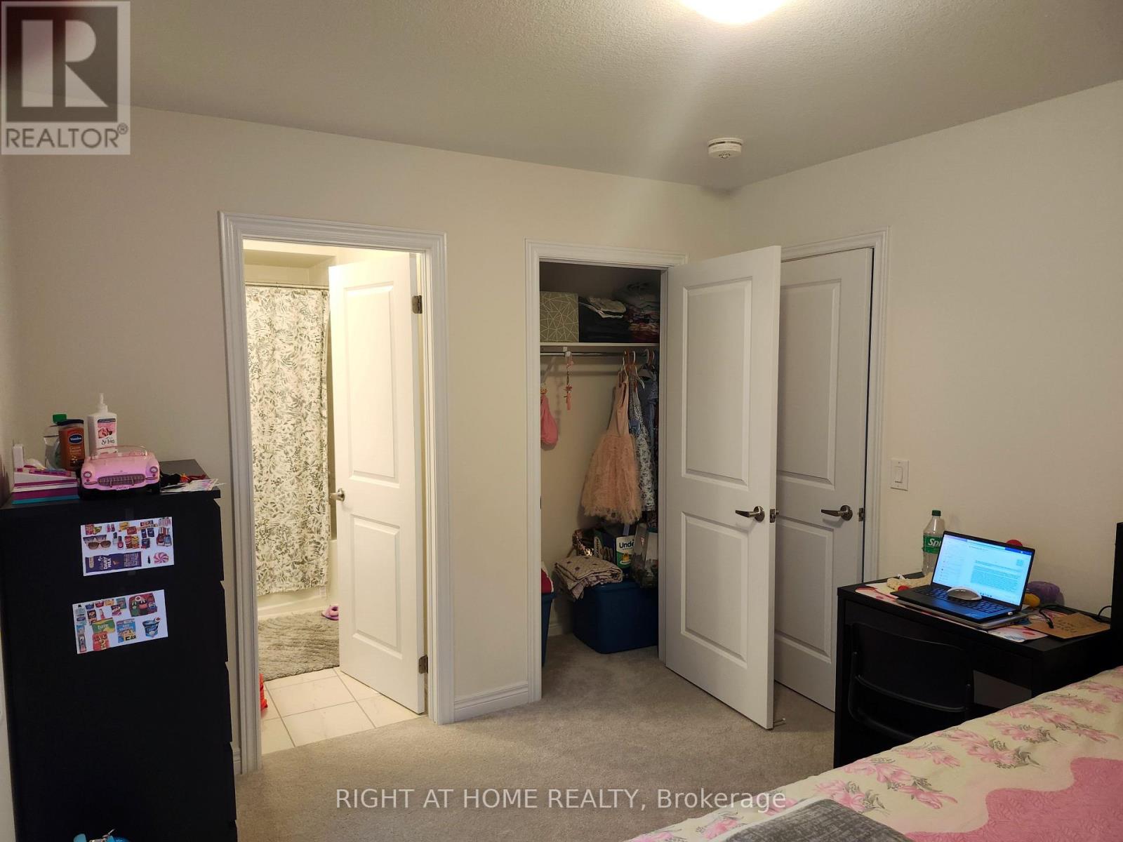 66 Georgina Street, Kitchener, Ontario  N2R 0S6 - Photo 12 - X12683124