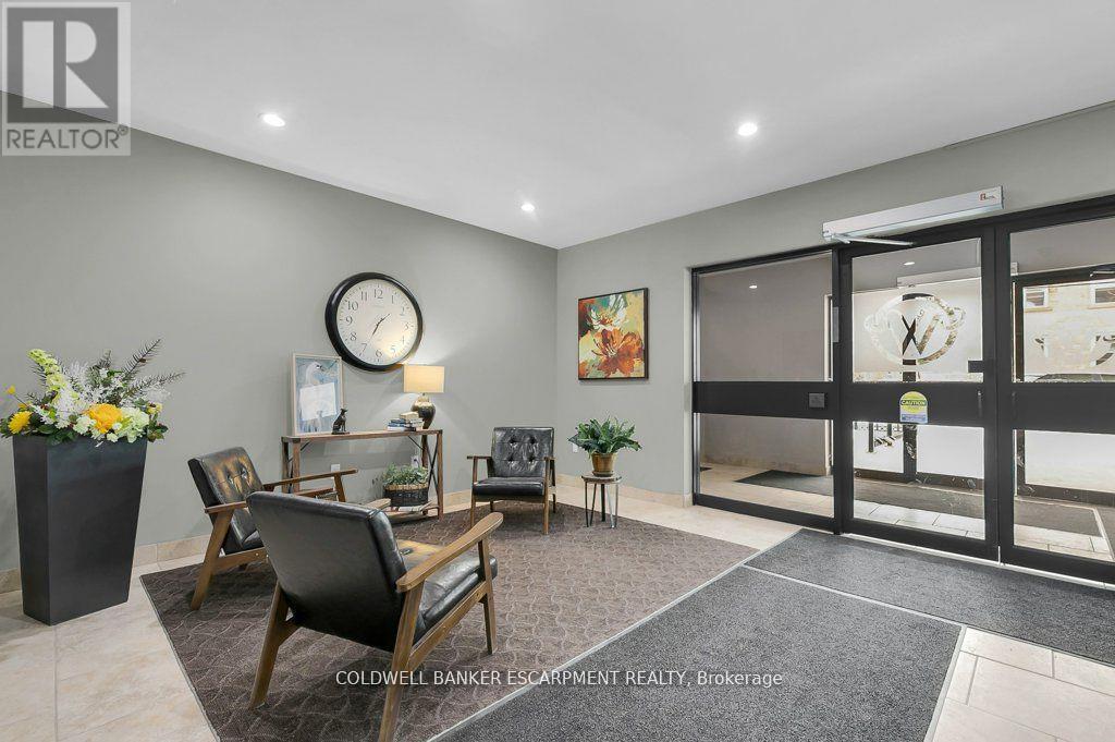 504 - 55 Yarmouth Street, Guelph, Ontario  N1H 7R4 - Photo 4 - X12683126