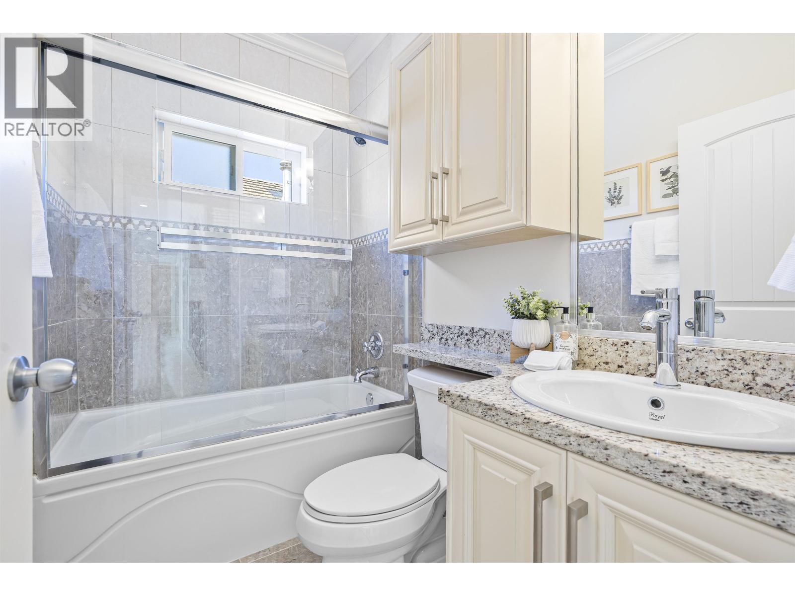 8751 Rosevale Road, Richmond, British Columbia  V7A 2H6 - Photo 16 - R3054232