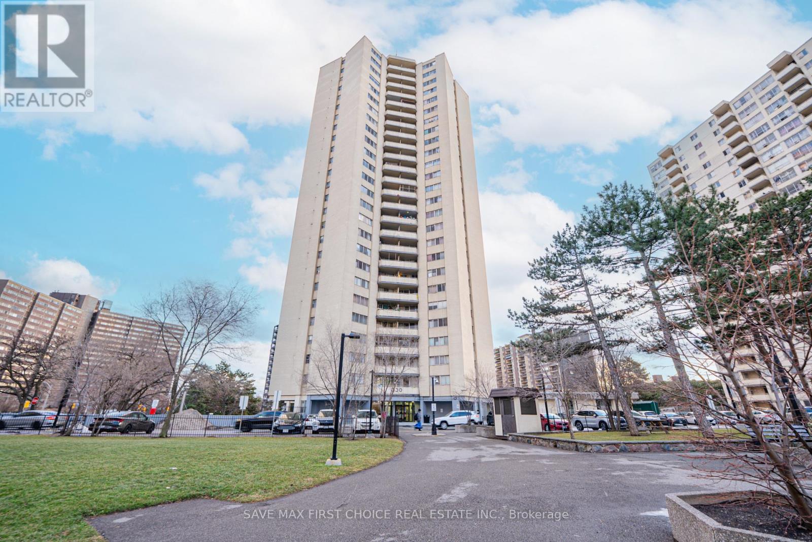 2107 - 330 Dixon Road, Toronto, Ontario  M9R 1S9 - Photo 34 - W12683146