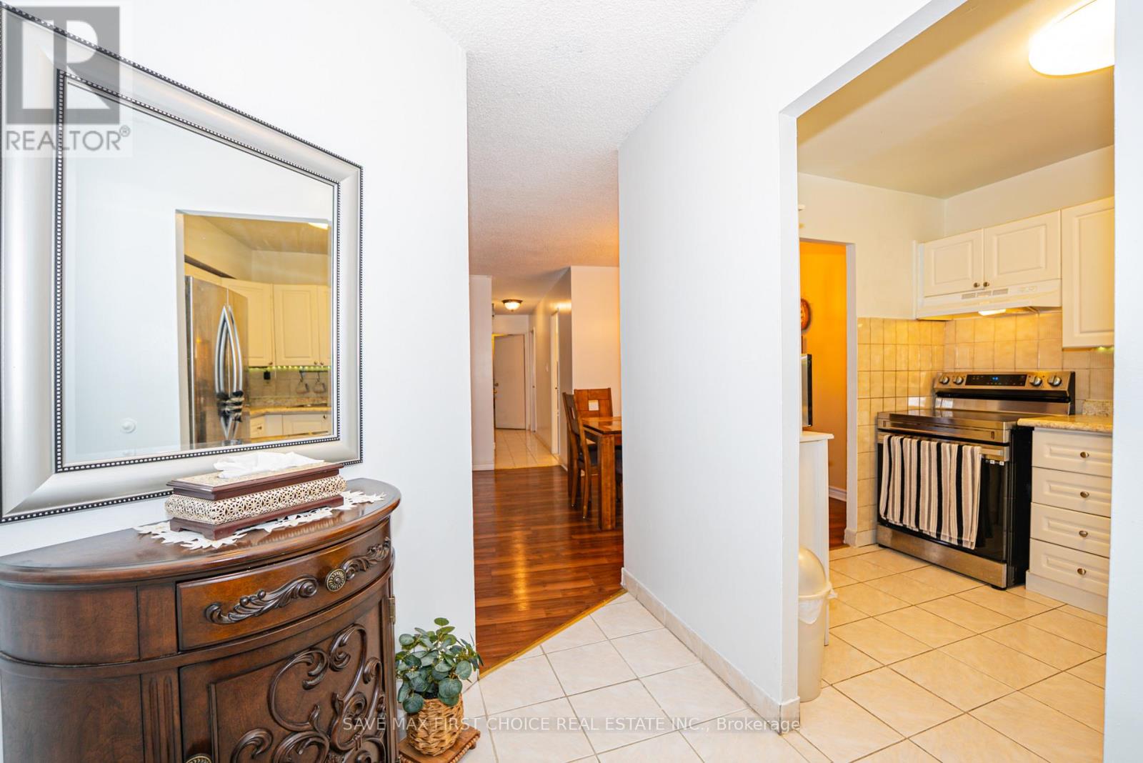 2107 - 330 Dixon Road, Toronto, Ontario  M9R 1S9 - Photo 9 - W12683146