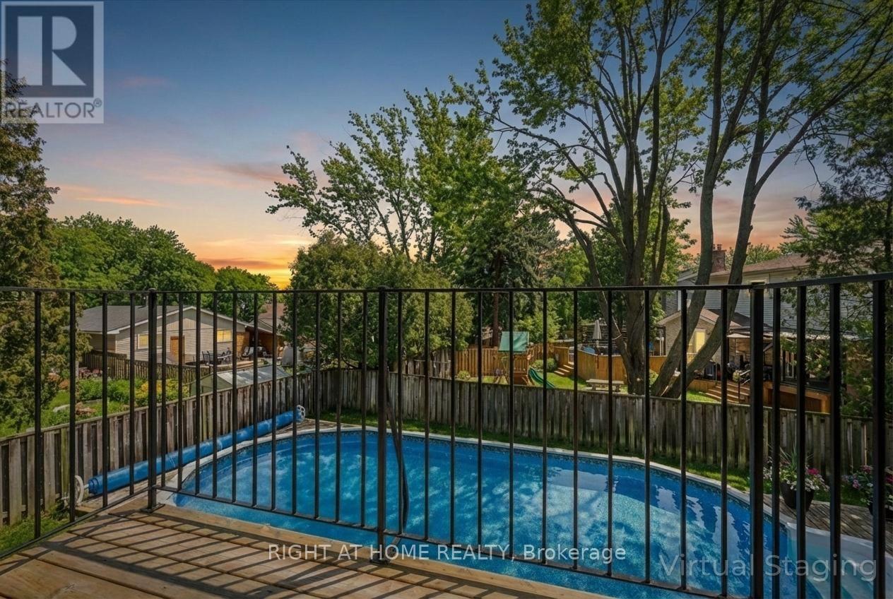 2201 Cartier Crescent, Burlington, Ontario  L7P 2Z6 - Photo 11 - W12683148