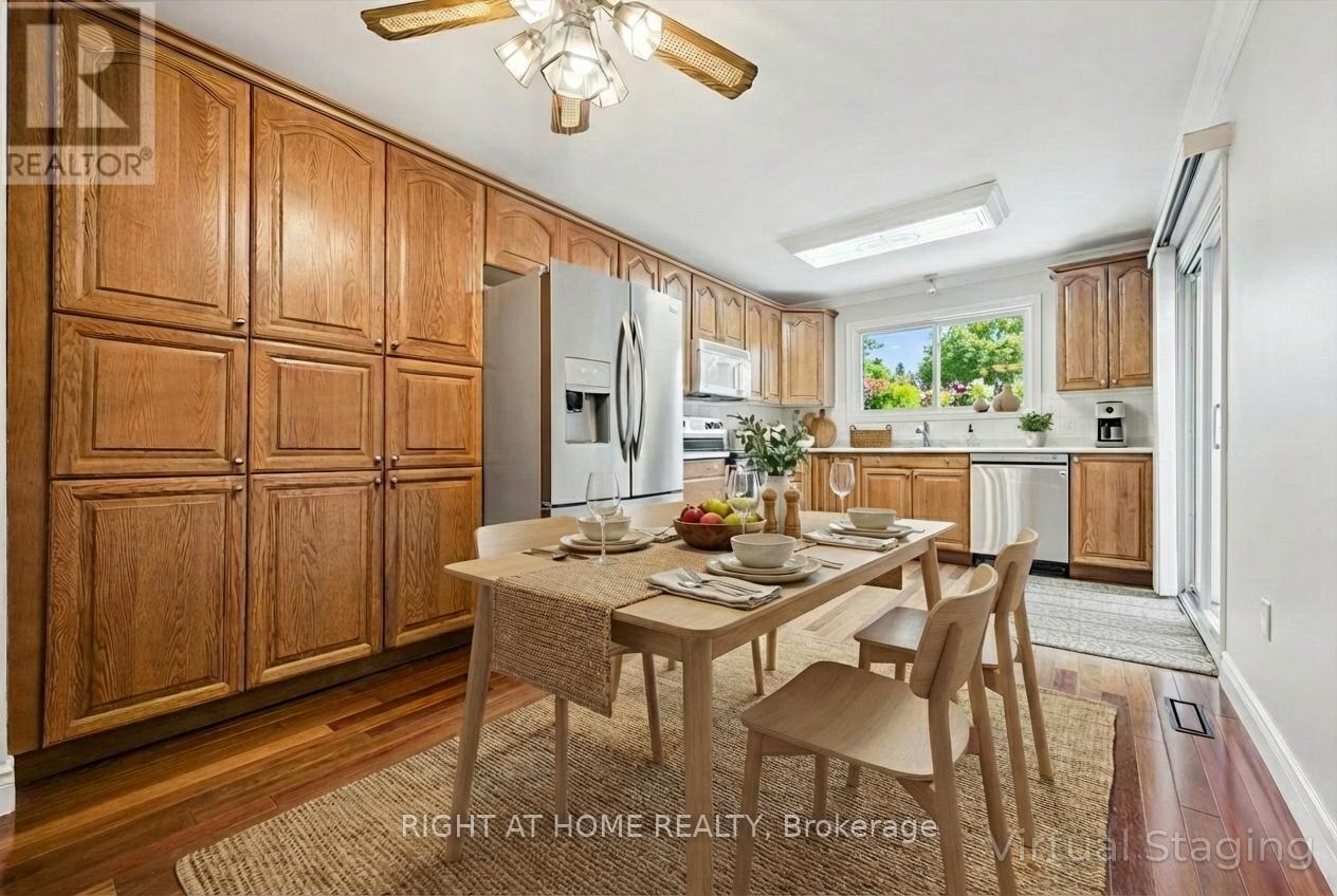 2201 Cartier Crescent, Burlington, Ontario  L7P 2Z6 - Photo 7 - W12683148