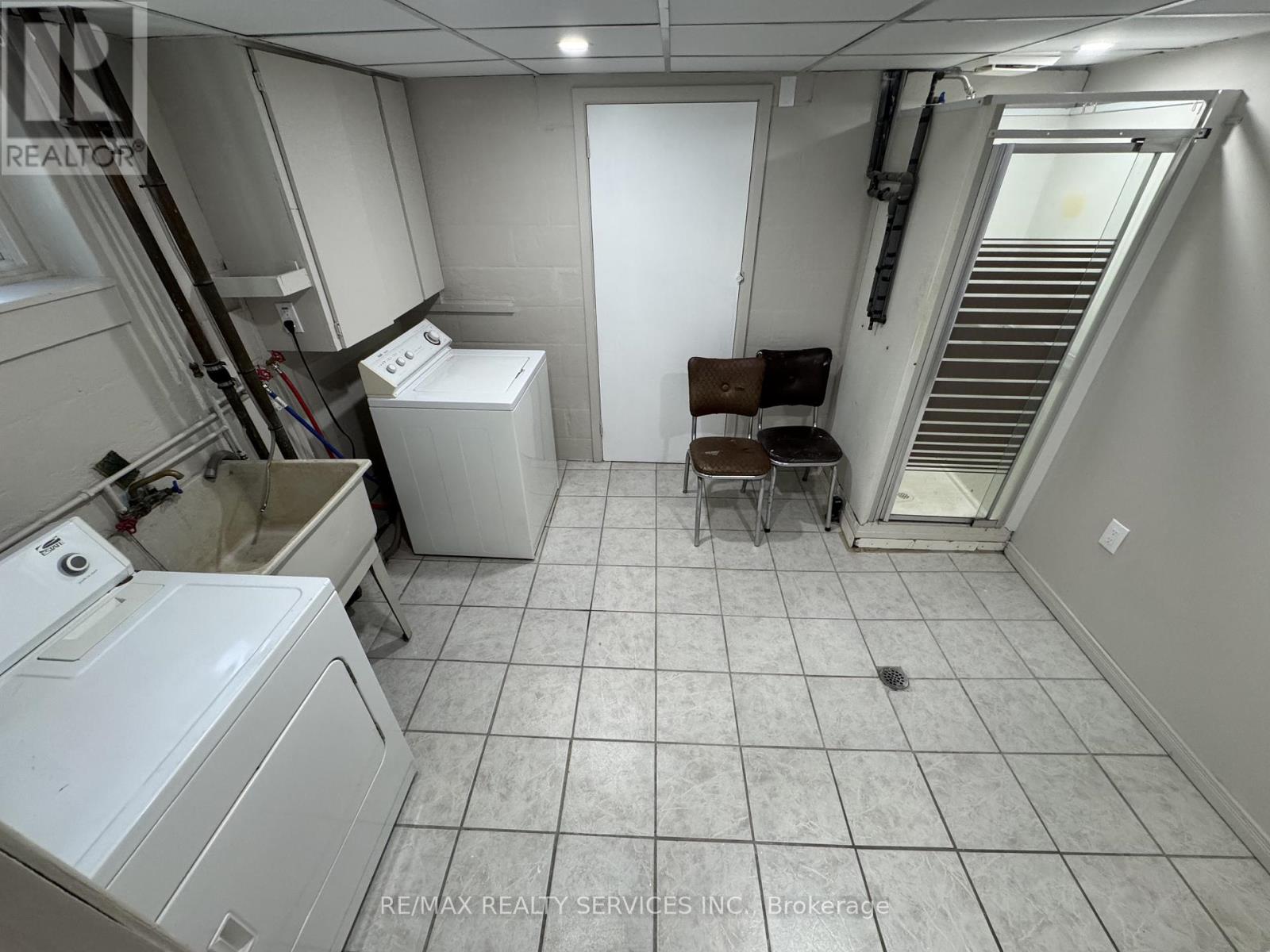 44 Carlyle Crescent, Brampton, Ontario  L6W 2Z1 - Photo 15 - W12683152