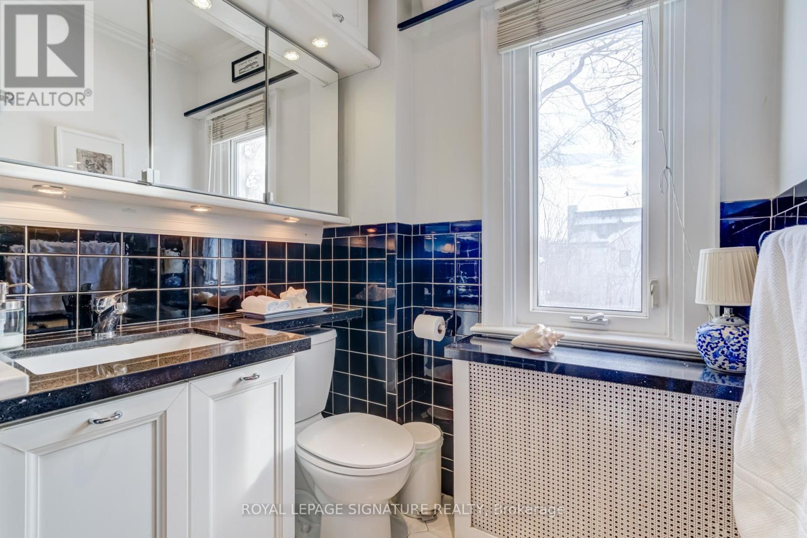 229 Glengrove Avenue W, Toronto, Ontario  M4R 1P4 - Photo 20 - C12615230