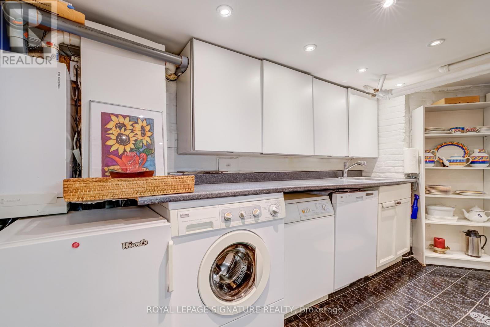 229 Glengrove Avenue W, Toronto, Ontario  M4R 1P4 - Photo 28 - C12615230