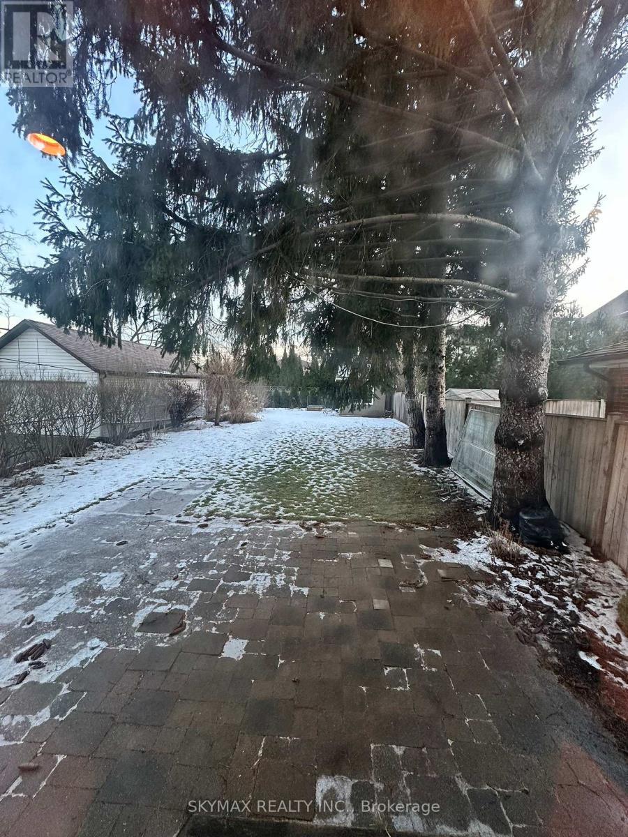 15 College Street, Toronto, Ontario  M9V 1H4 - Photo 9 - W12683176